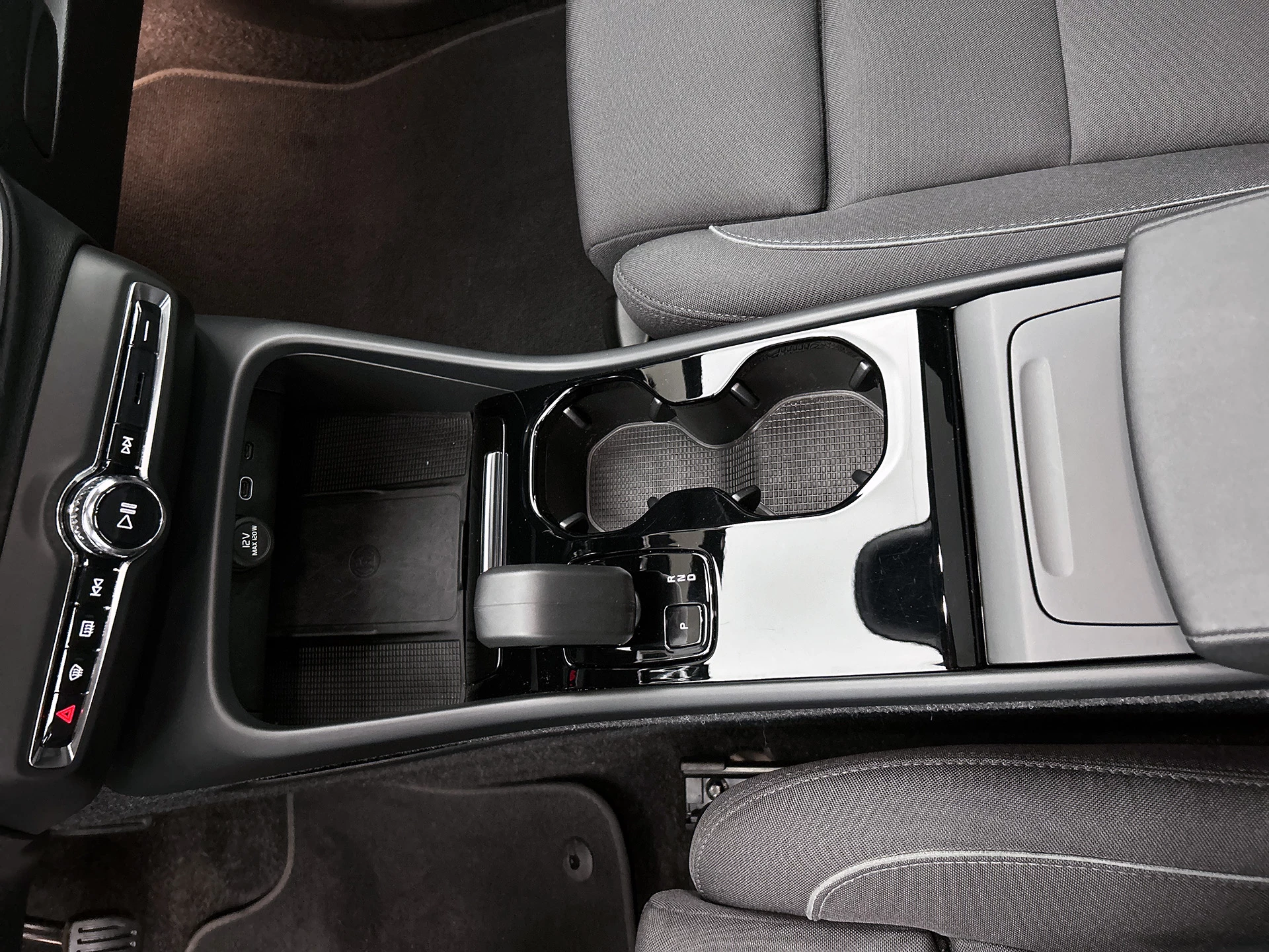 Hoofdafbeelding Volvo C40