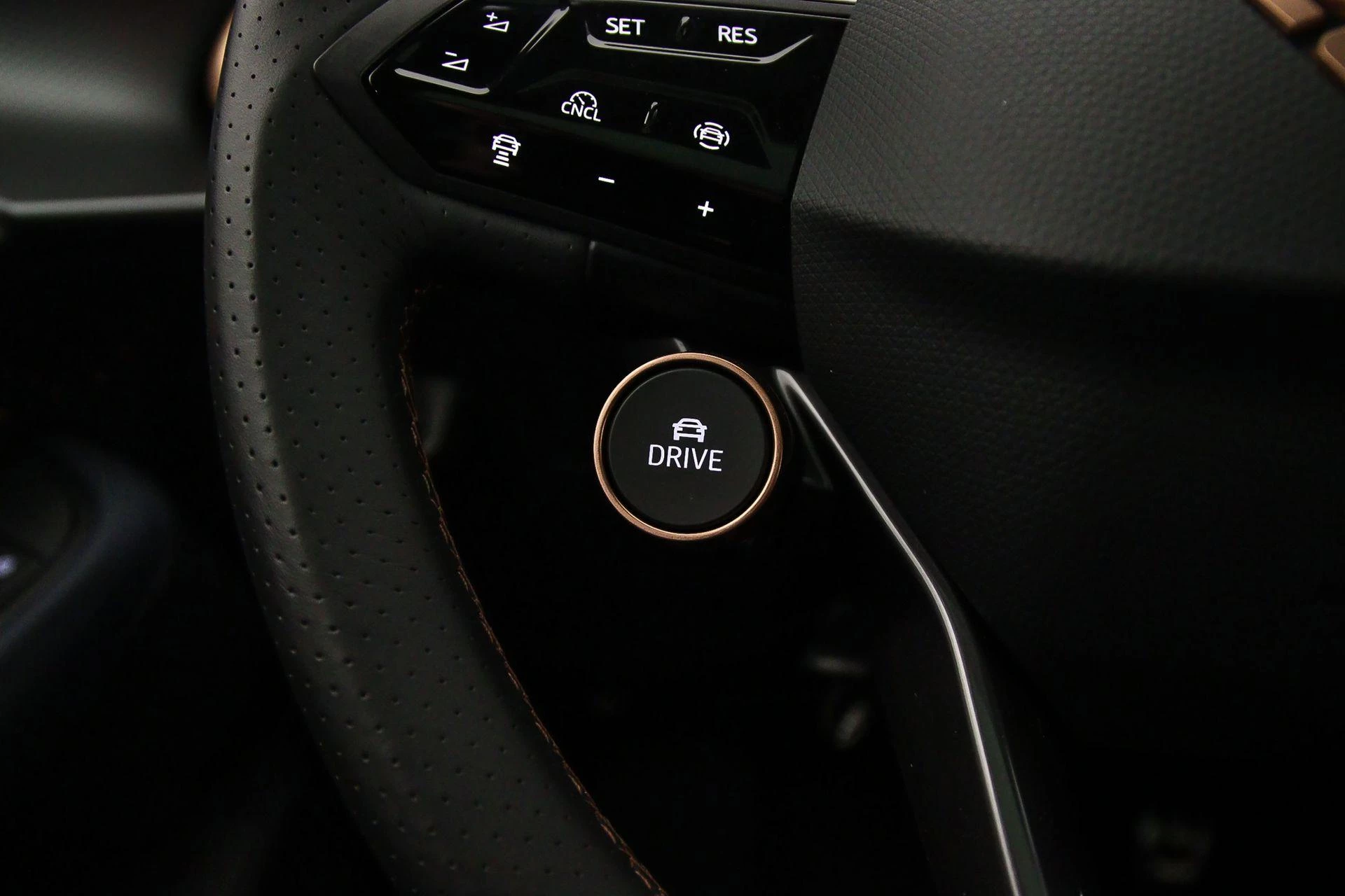 Hoofdafbeelding CUPRA Tavascan