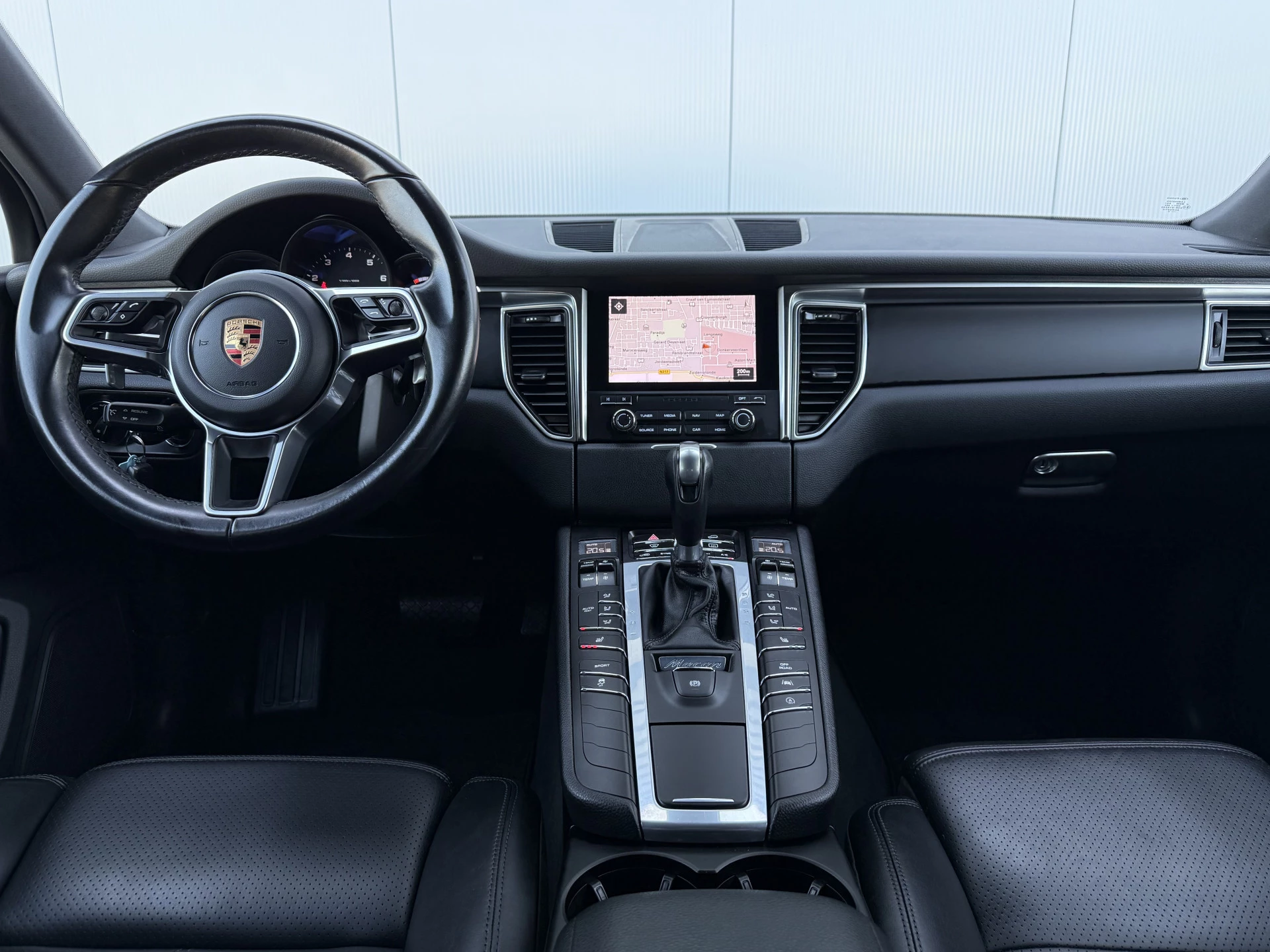 Hoofdafbeelding Porsche Macan