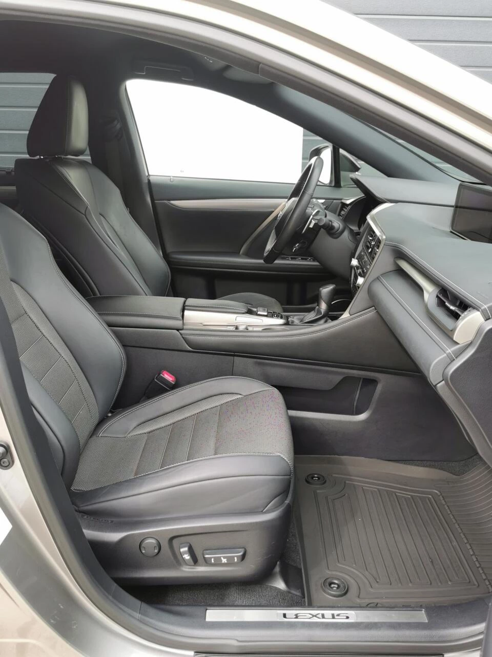 Hoofdafbeelding Lexus RX