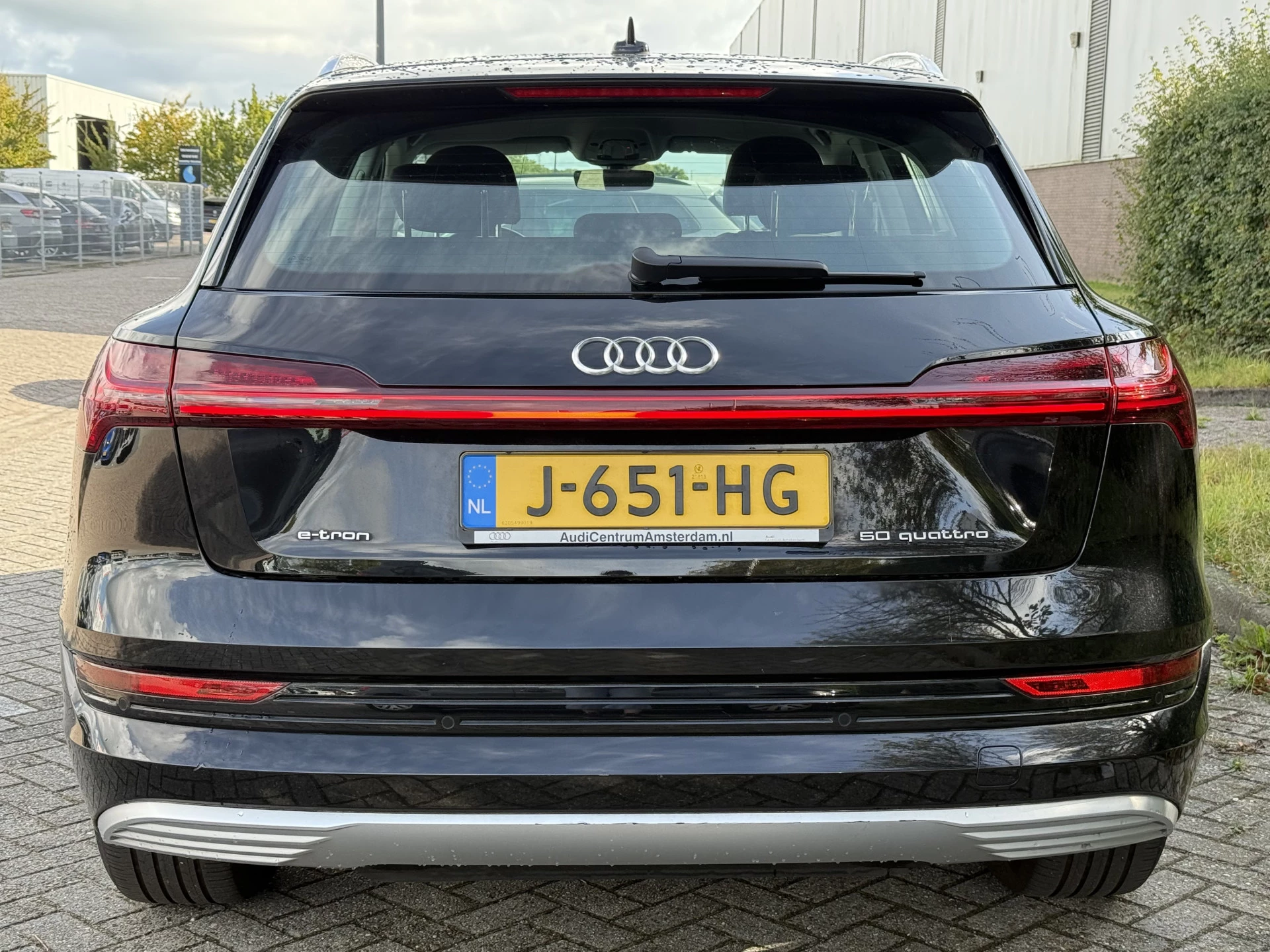 Hoofdafbeelding Audi e-tron