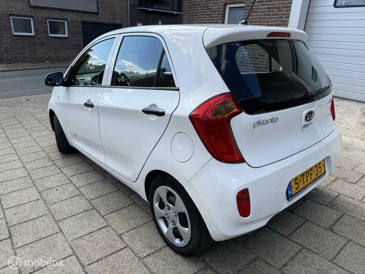 Hoofdafbeelding Kia Picanto