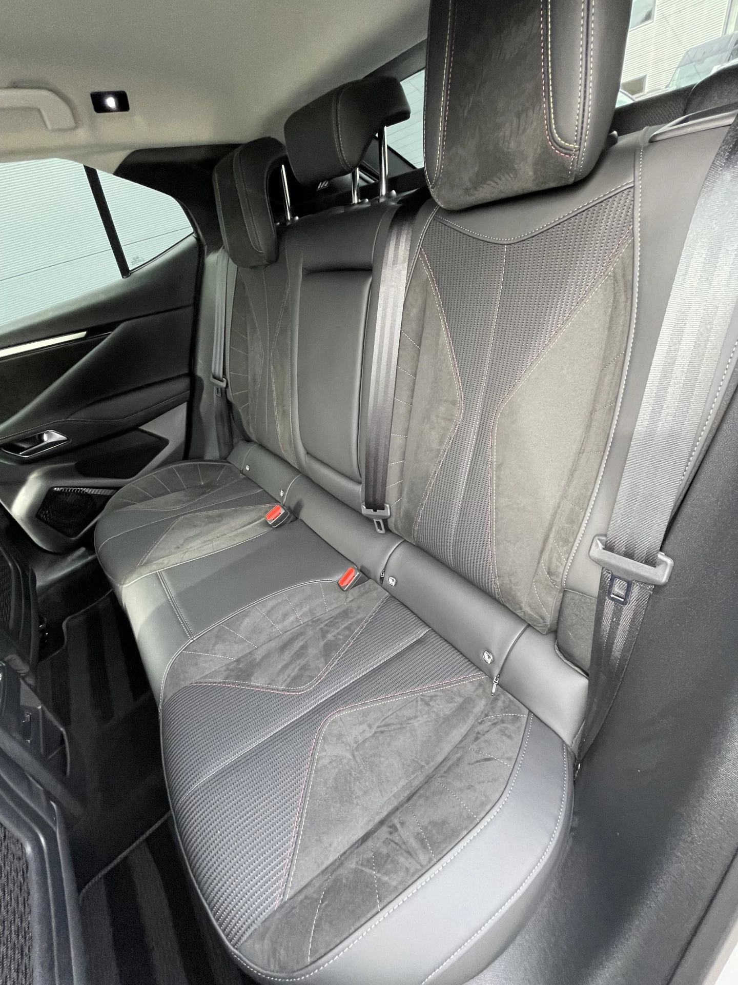 Hoofdafbeelding DS DS 4