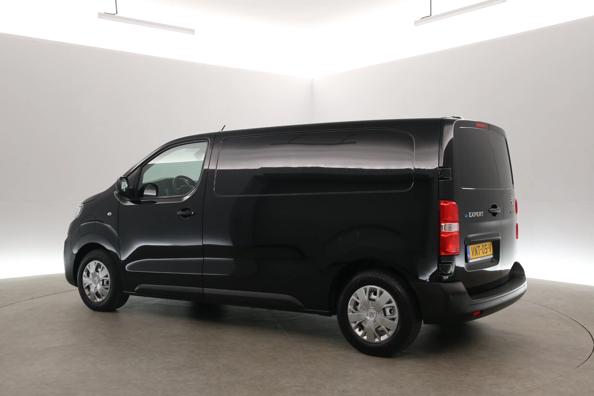 Hoofdafbeelding Peugeot e-Expert
