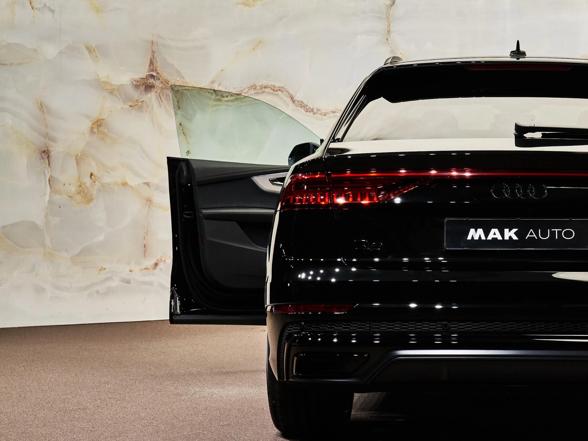 Hoofdafbeelding Audi Q8
