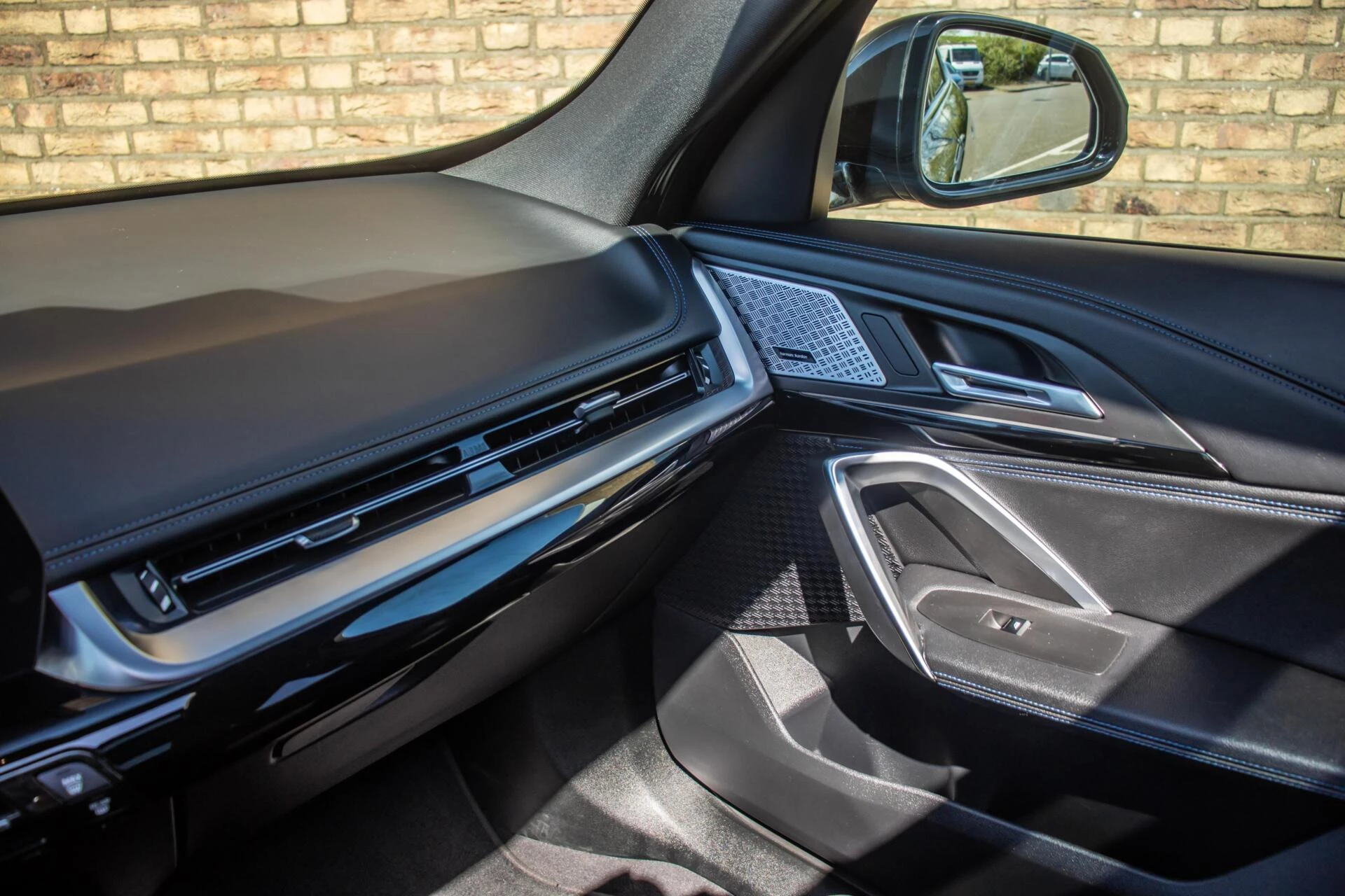 Hoofdafbeelding BMW iX1