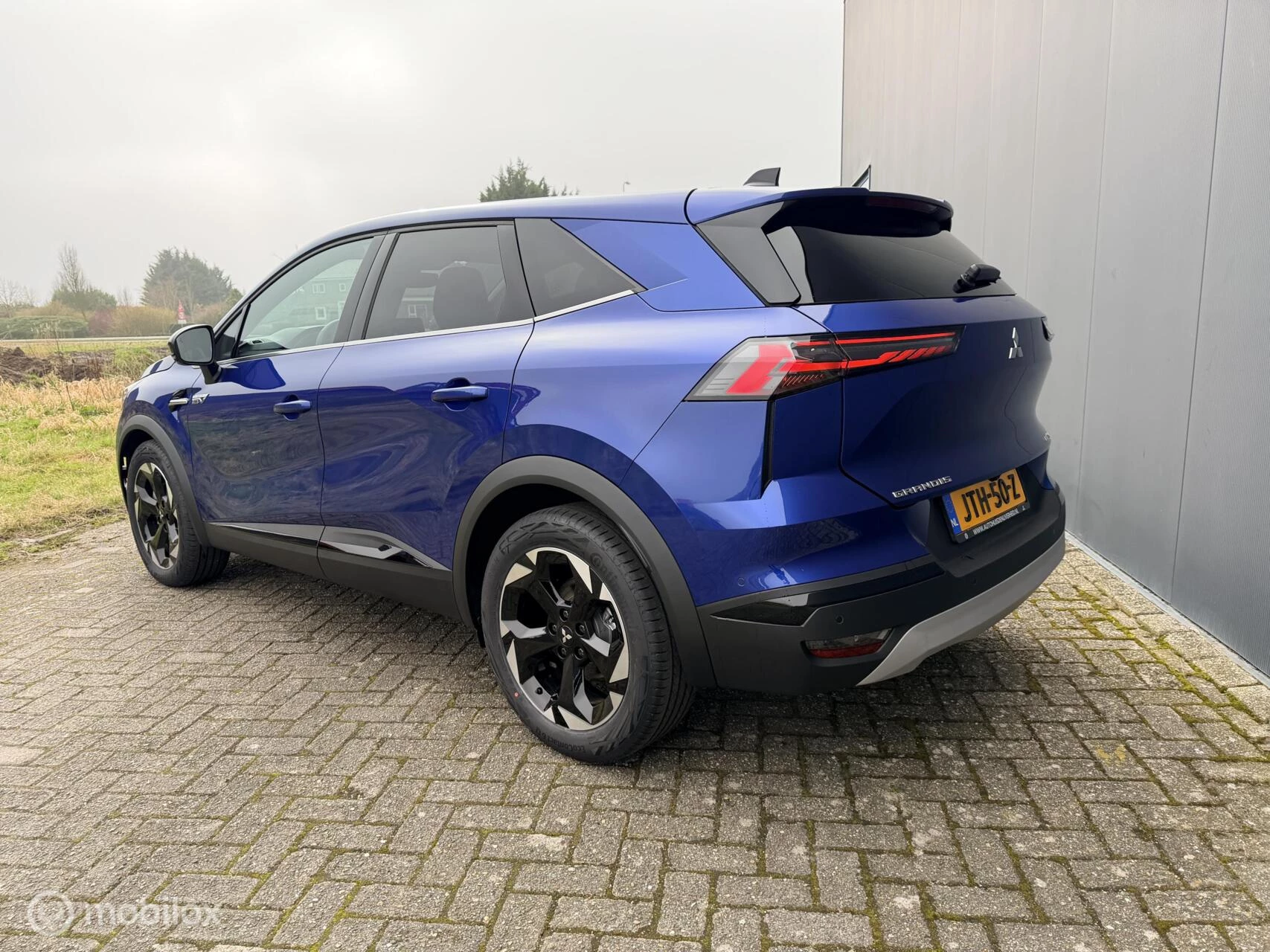 Hoofdafbeelding Mitsubishi Grandis