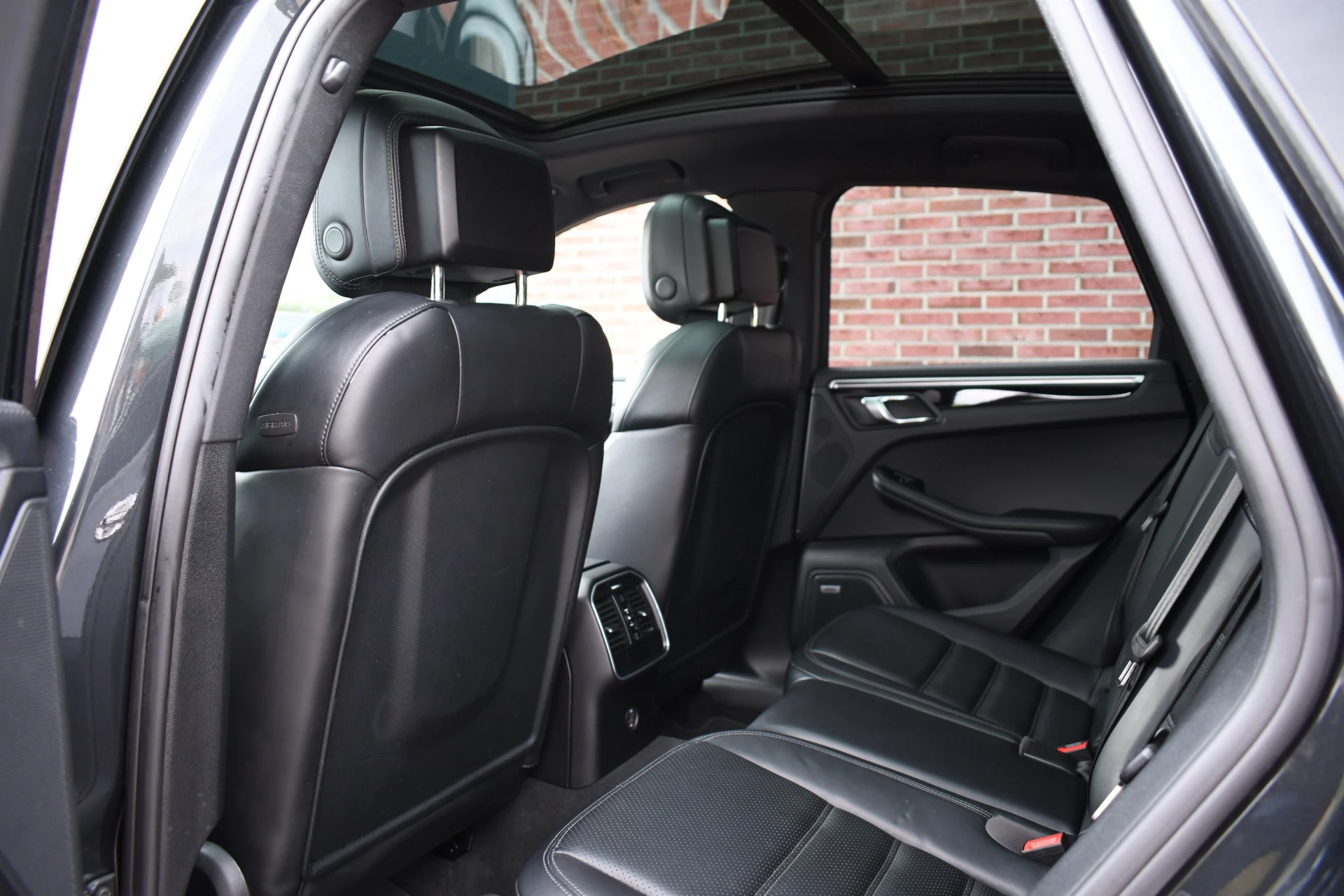 Hoofdafbeelding Porsche Macan