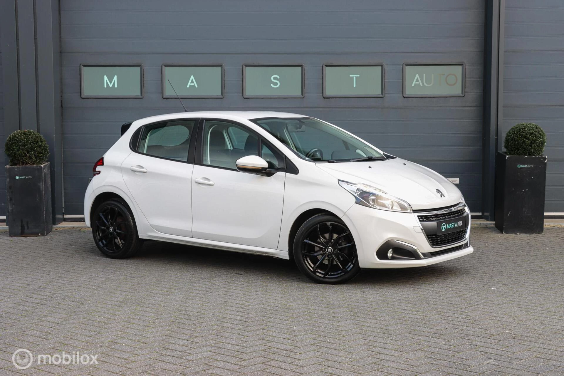 Hoofdafbeelding Peugeot 208