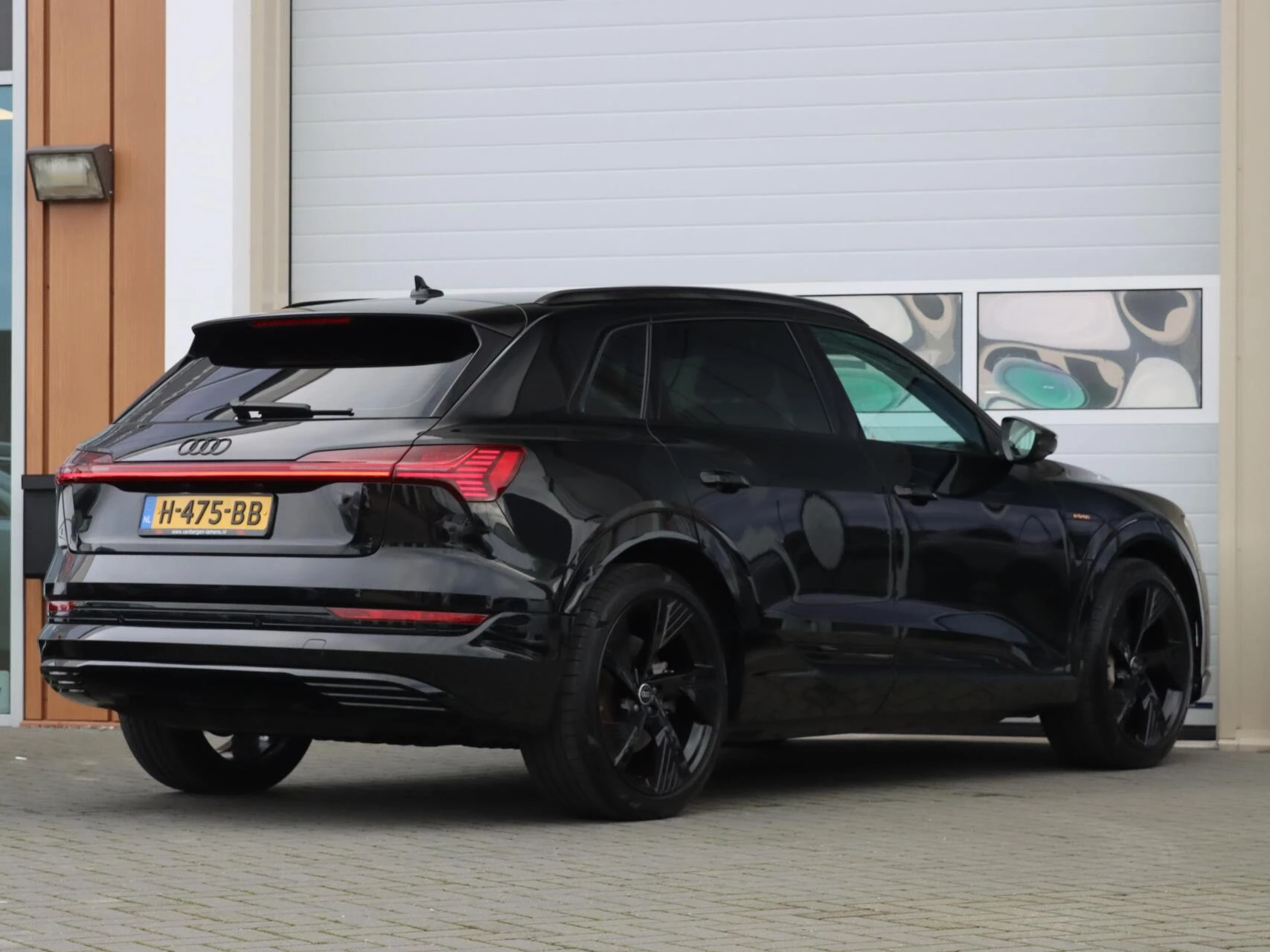 Hoofdafbeelding Audi e-tron