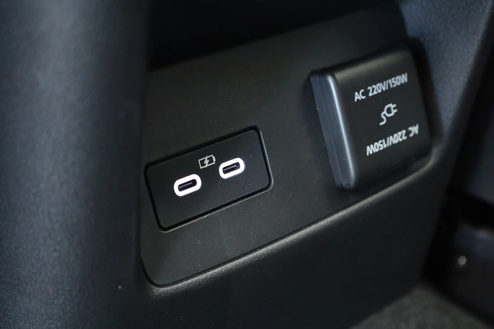 Hoofdafbeelding Mazda CX-60