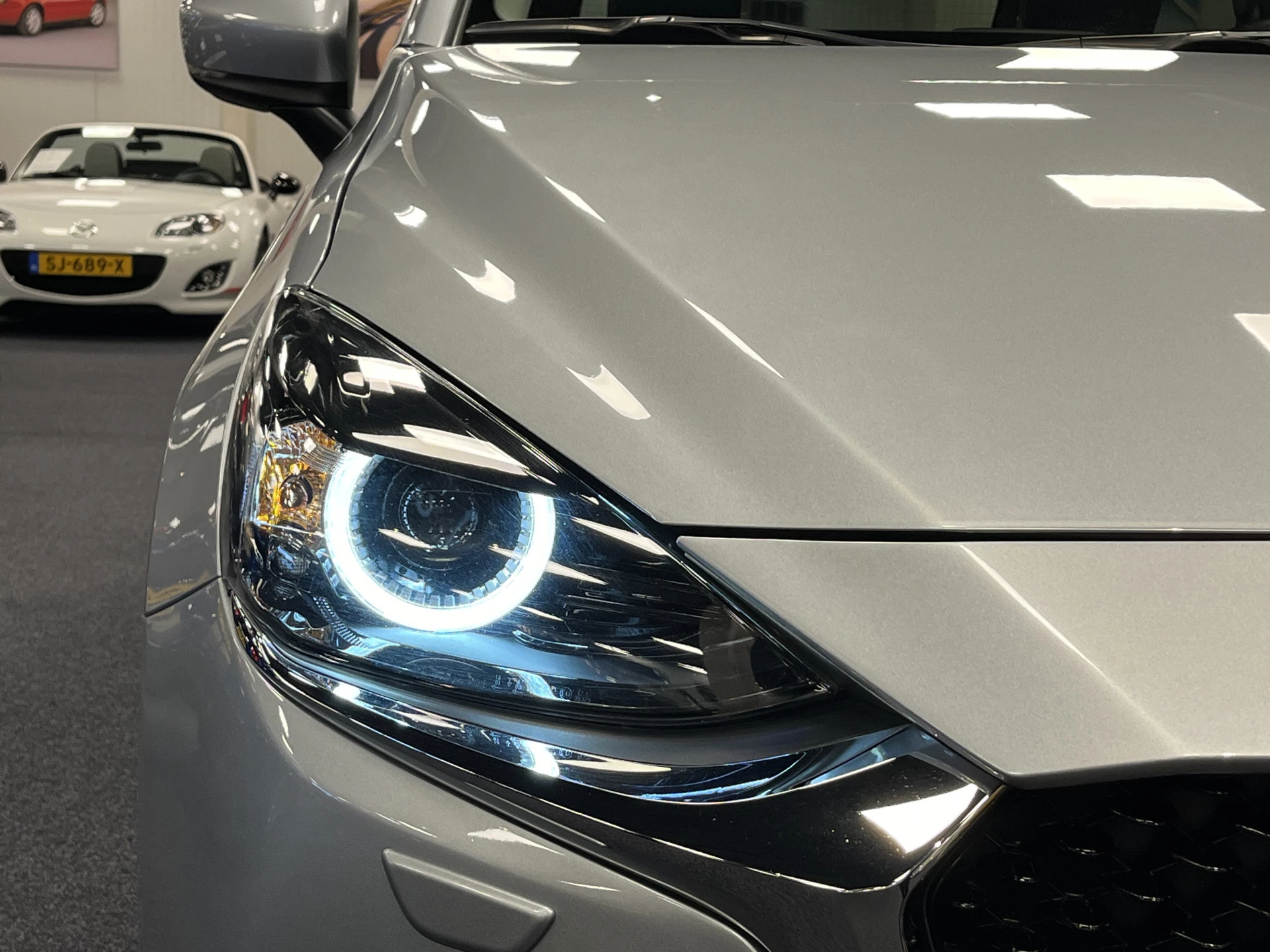 Hoofdafbeelding Mazda 2