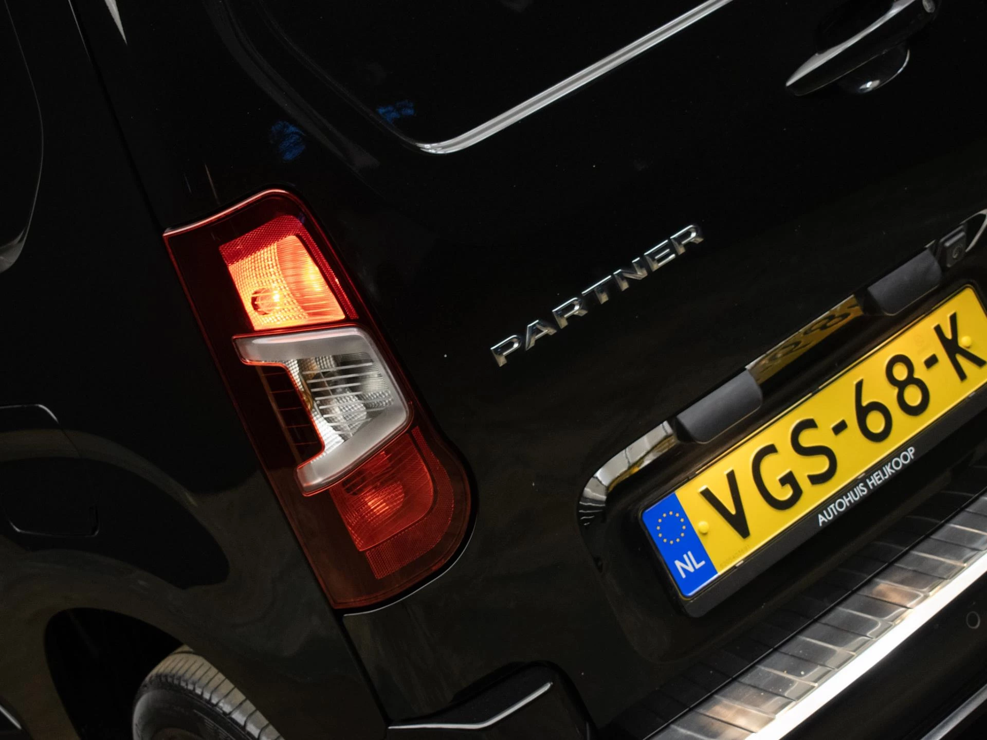 Hoofdafbeelding Peugeot Partner