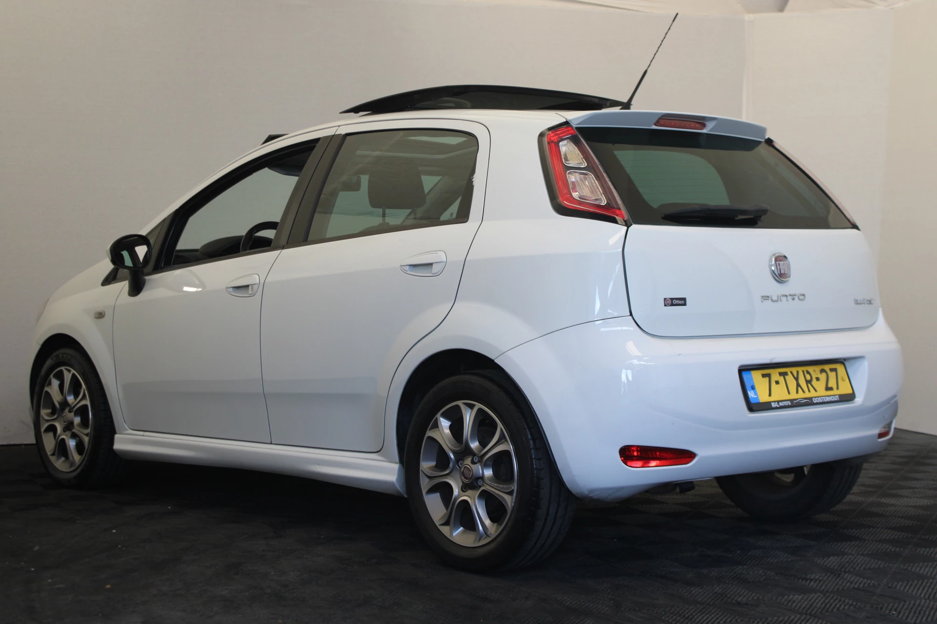 Hoofdafbeelding Fiat Punto