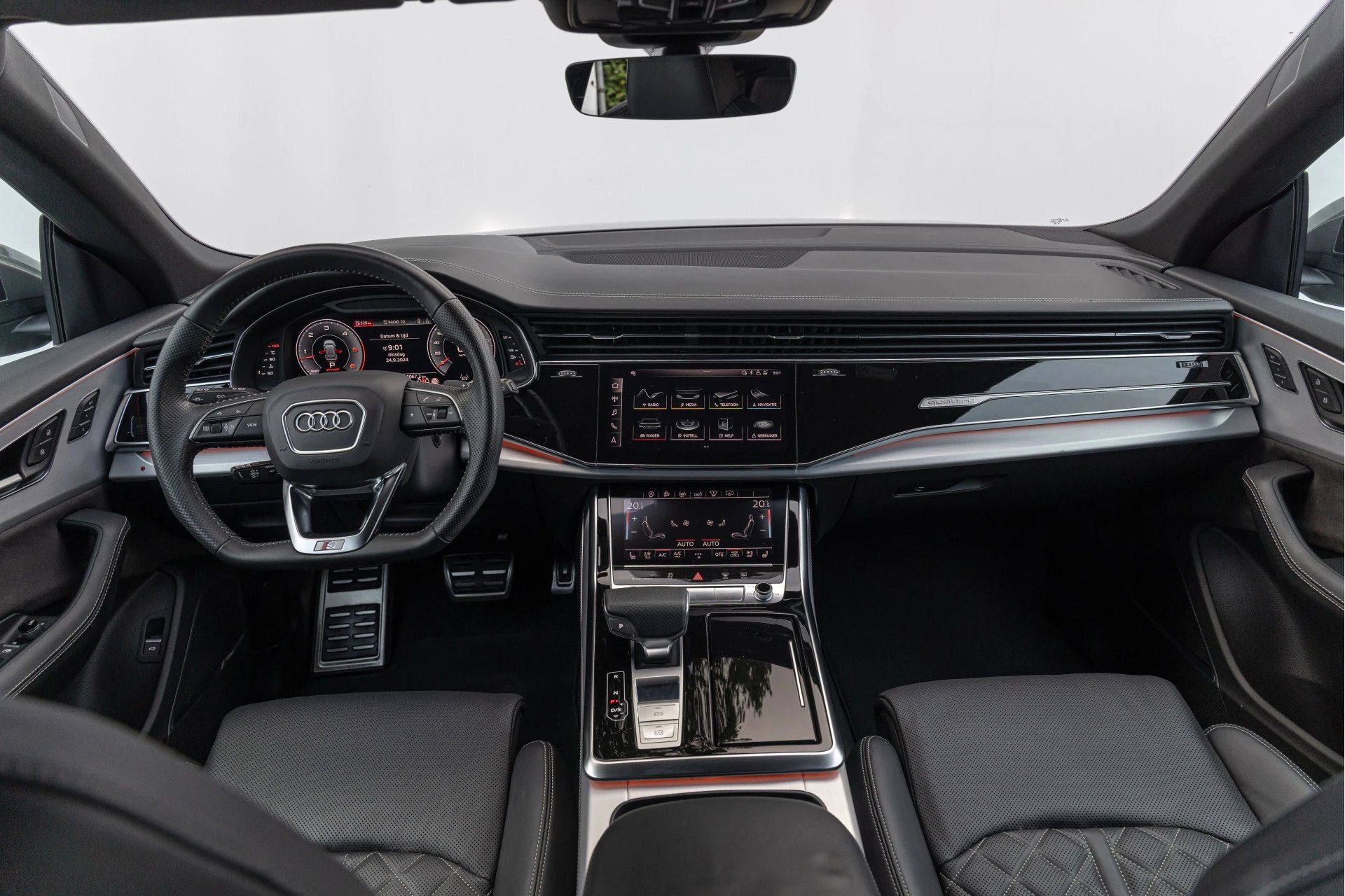 Hoofdafbeelding Audi Q8