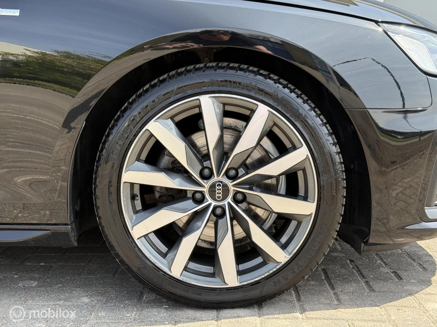 Hoofdafbeelding Audi A4