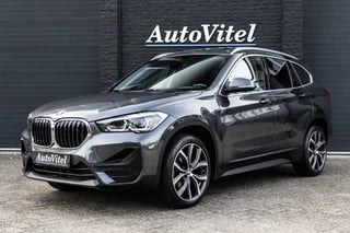 BMW X1 sDrive18i Steptronic | Panodak | Sportleder | Achteruitrijcamera | PDC | LED