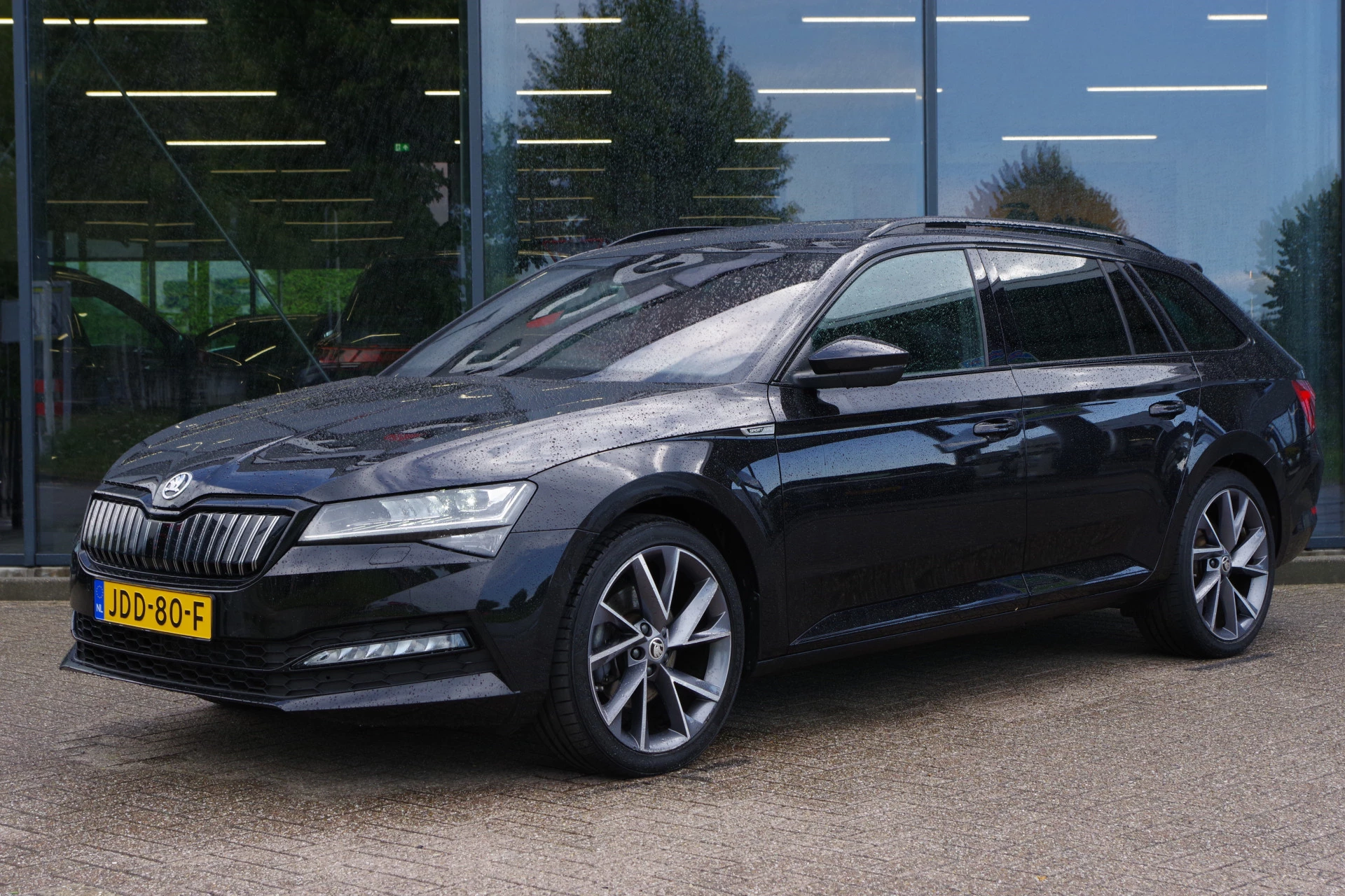 Hoofdafbeelding Škoda Superb