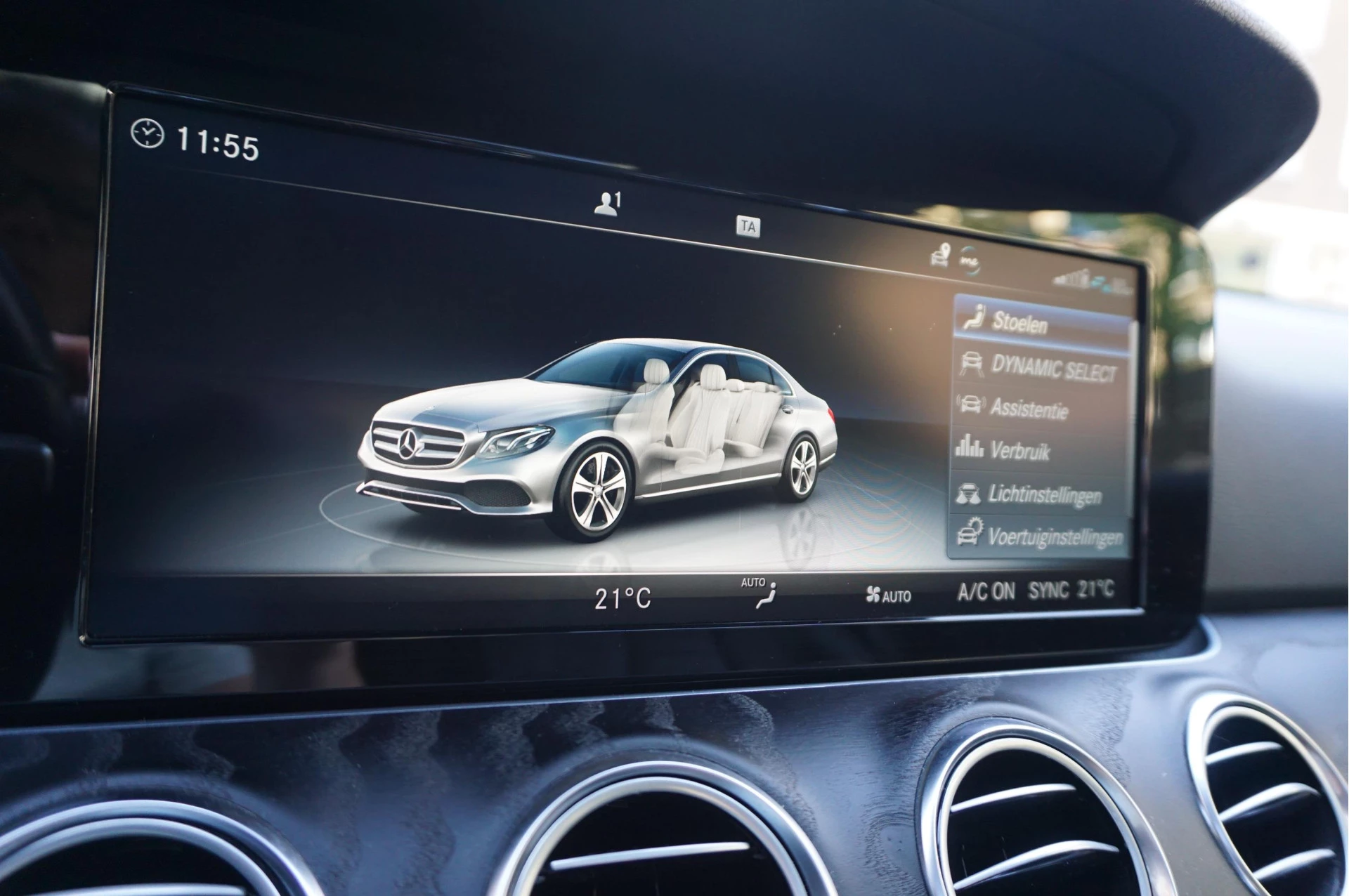Hoofdafbeelding Mercedes-Benz E-Klasse