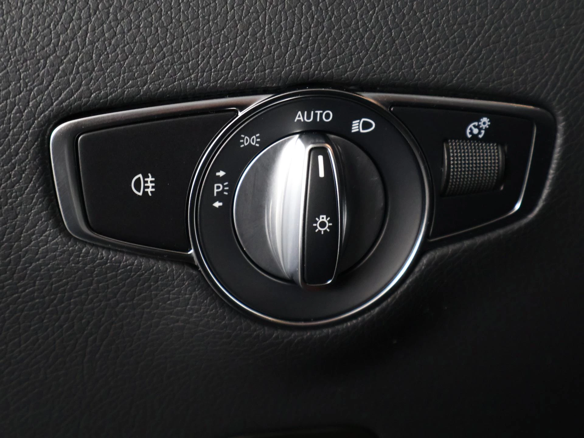 Hoofdafbeelding Mercedes-Benz EQC