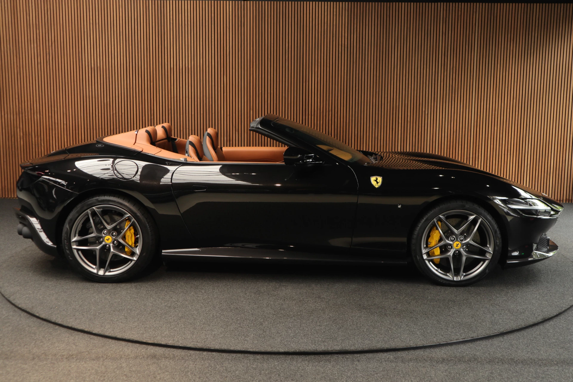 Hoofdafbeelding Ferrari Roma
