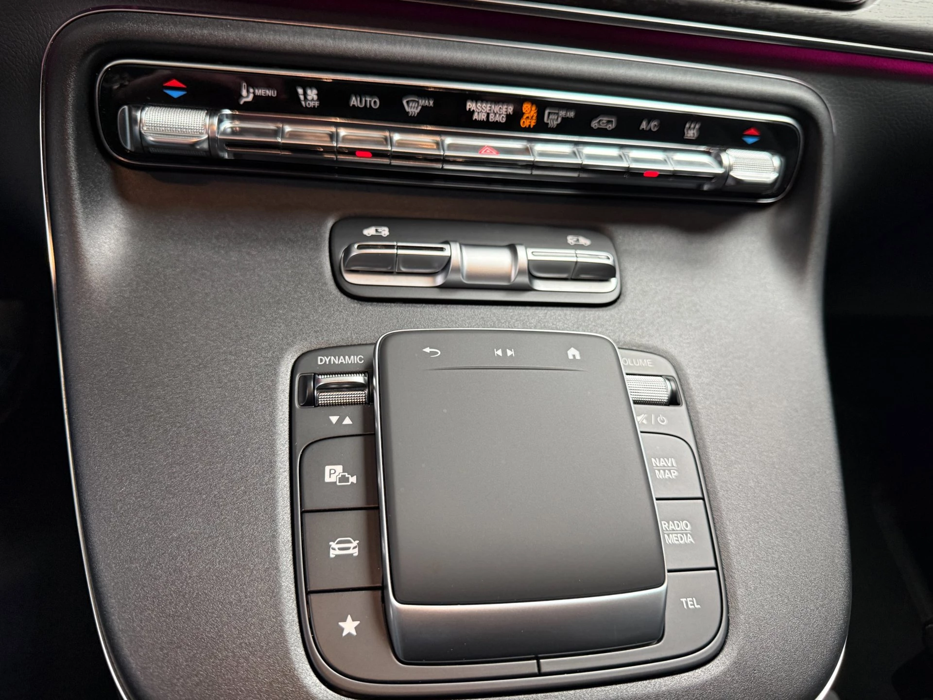 Hoofdafbeelding Mercedes-Benz EQV