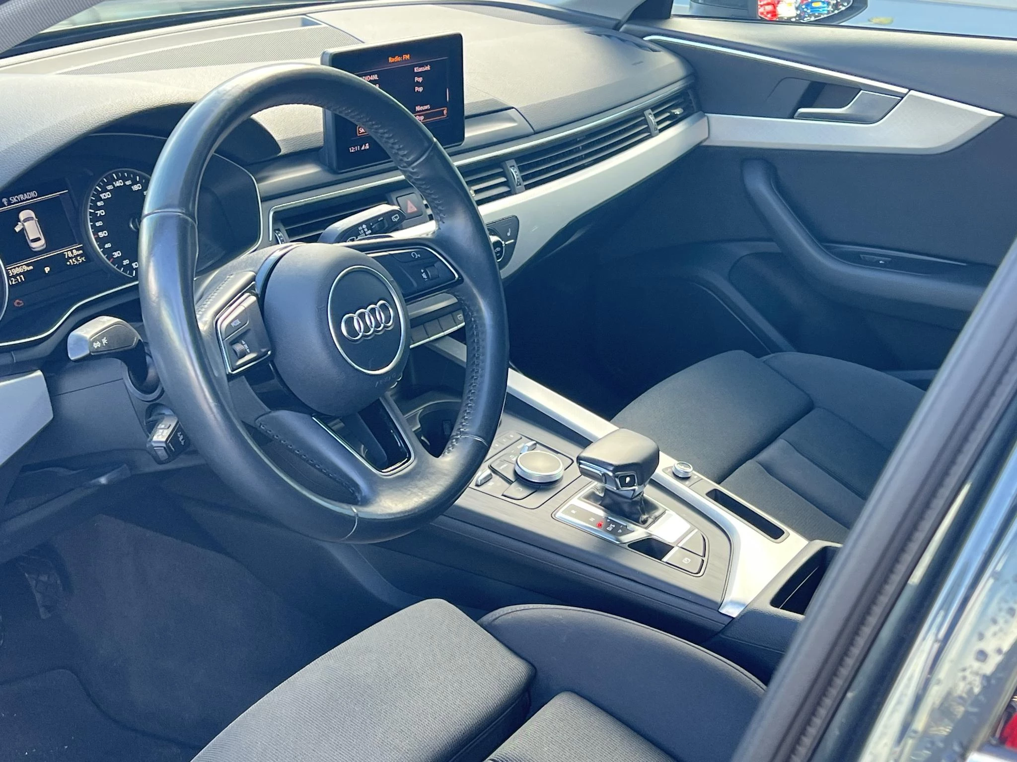 Hoofdafbeelding Audi A4