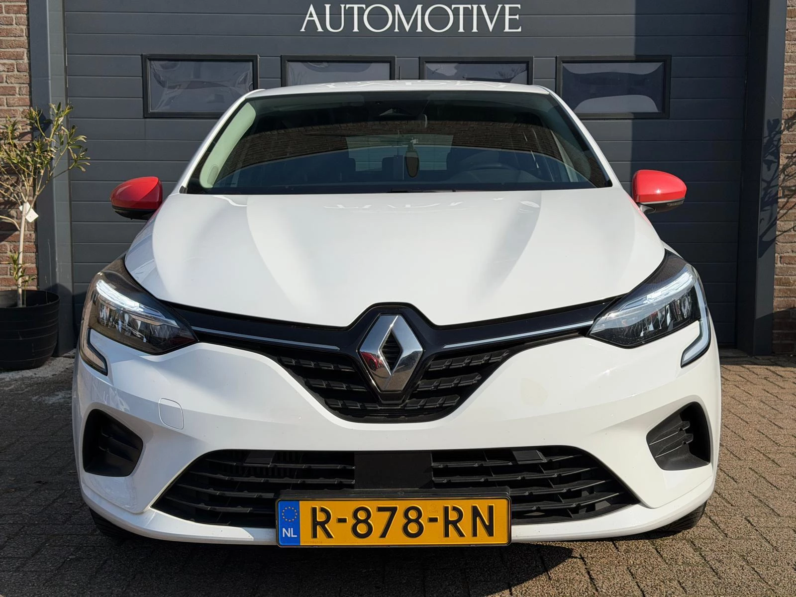 Hoofdafbeelding Renault Clio