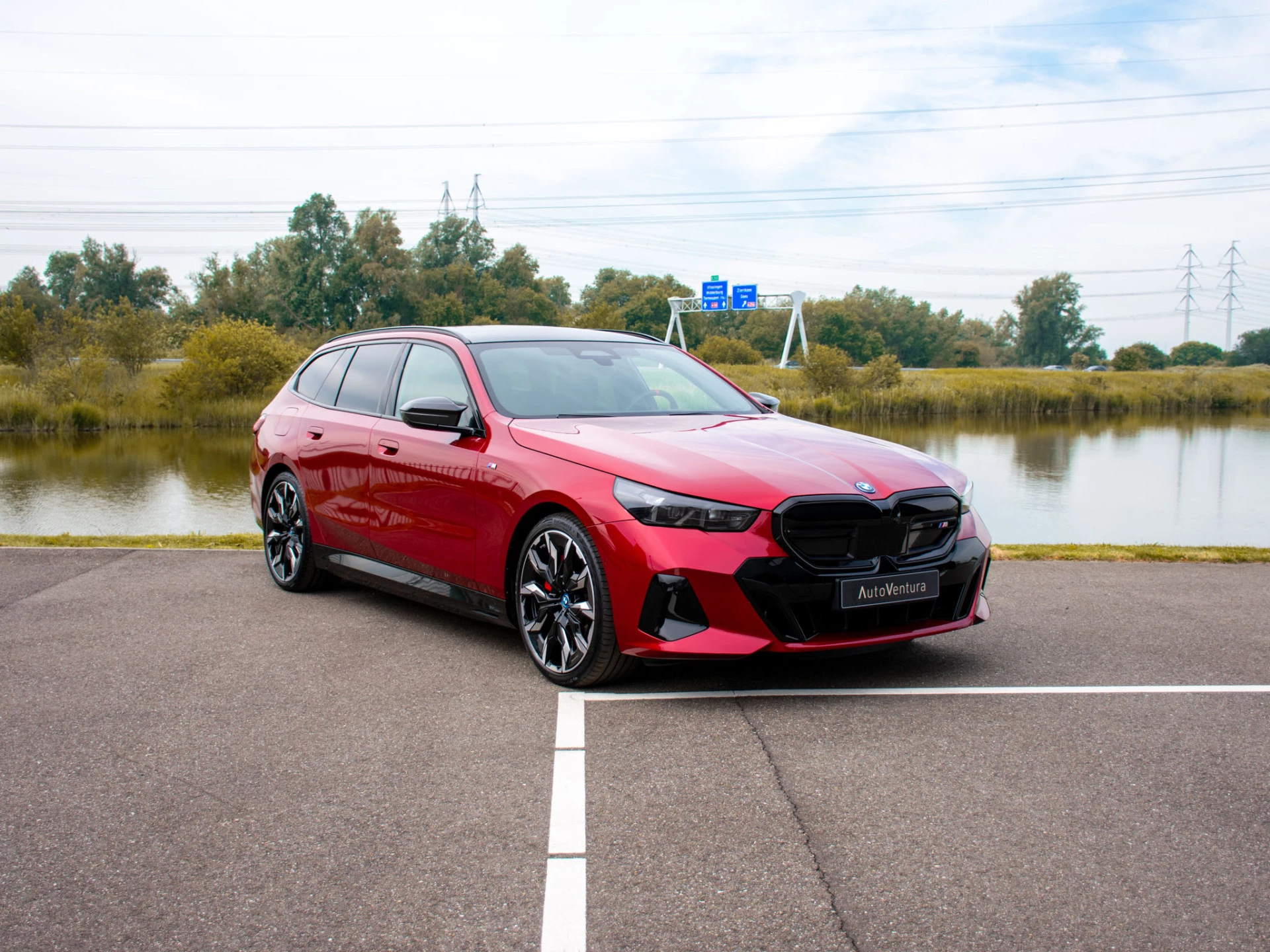 Hoofdafbeelding BMW i5