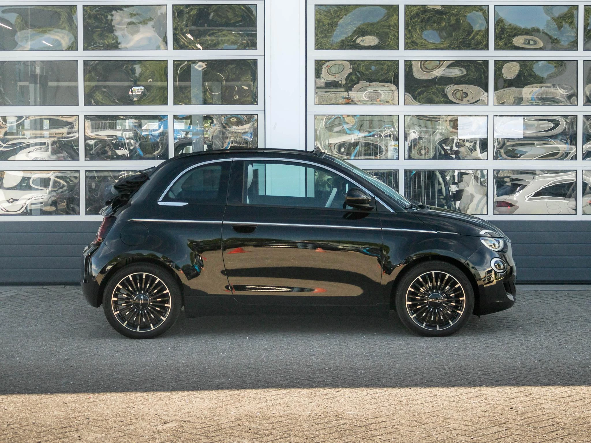 Hoofdafbeelding Fiat 500e