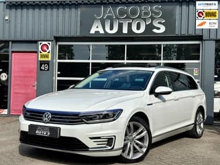 Volkswagen Passat Variant 1.4 TSI GTE Highline Nieuwstaat / Stand kachel / Panorama dak / 360 /