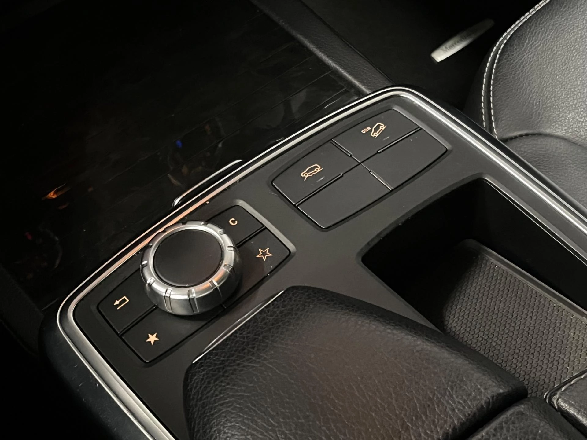 Hoofdafbeelding Mercedes-Benz M-Klasse