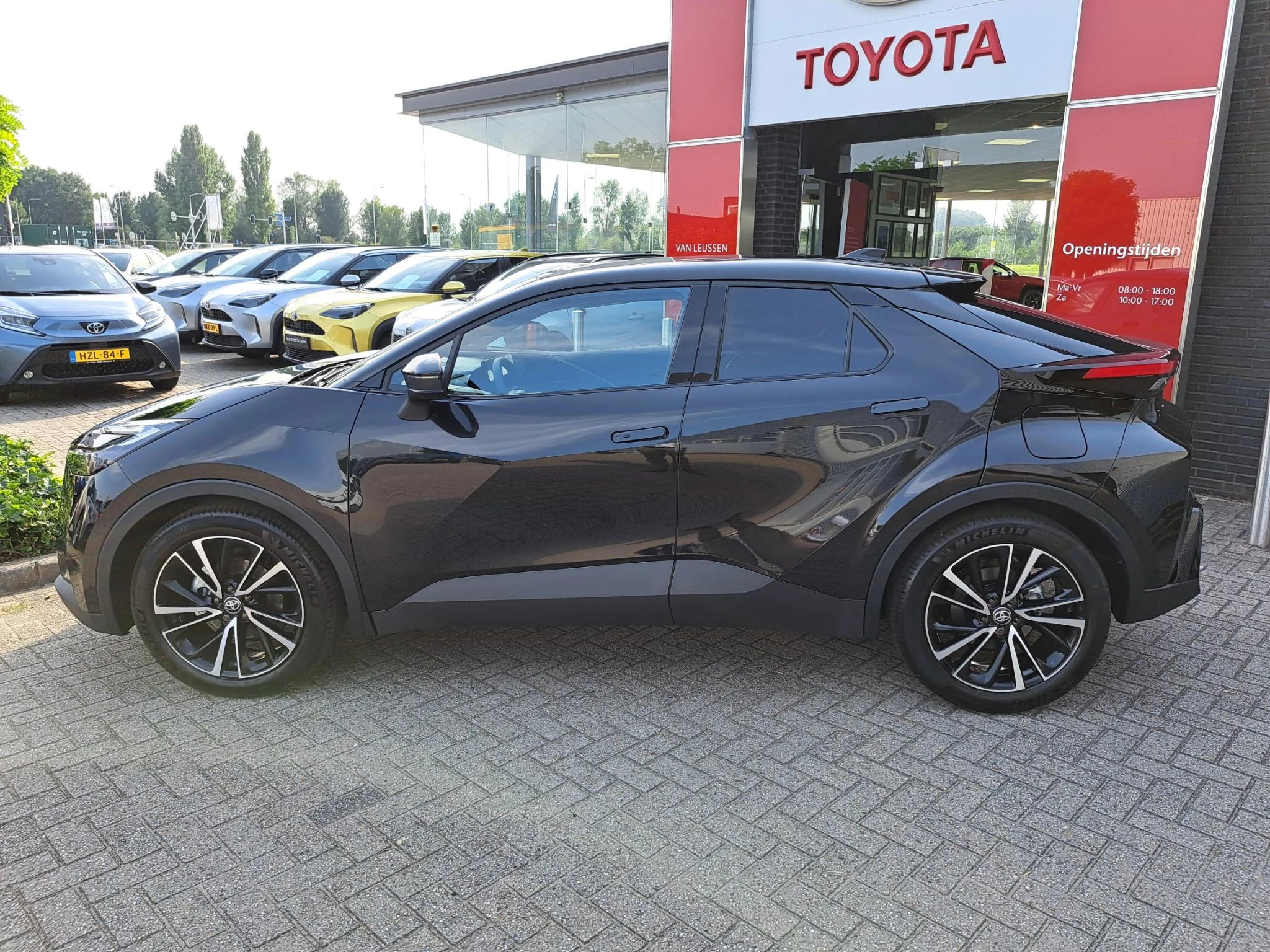 Hoofdafbeelding Toyota C-HR