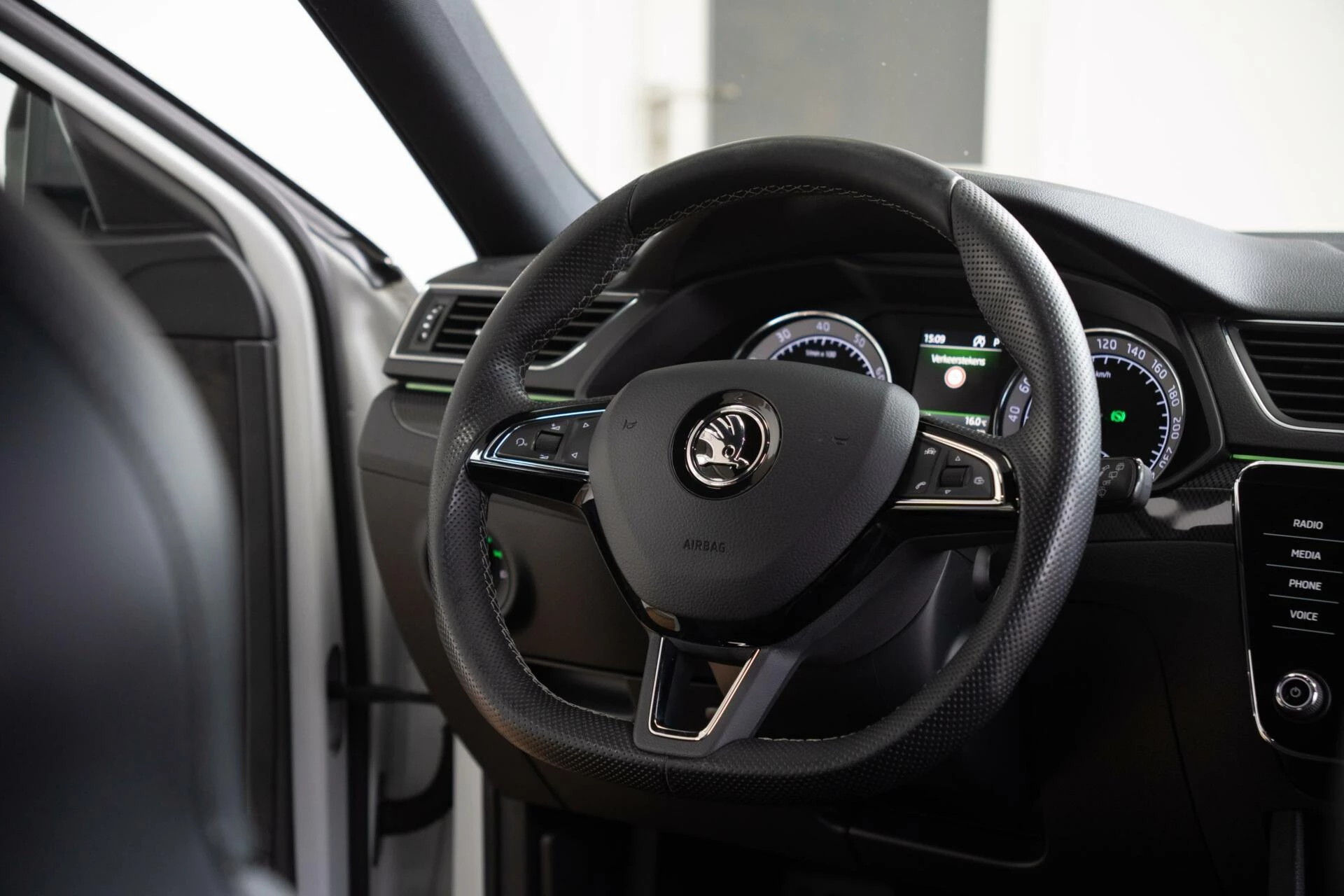Hoofdafbeelding Škoda Superb