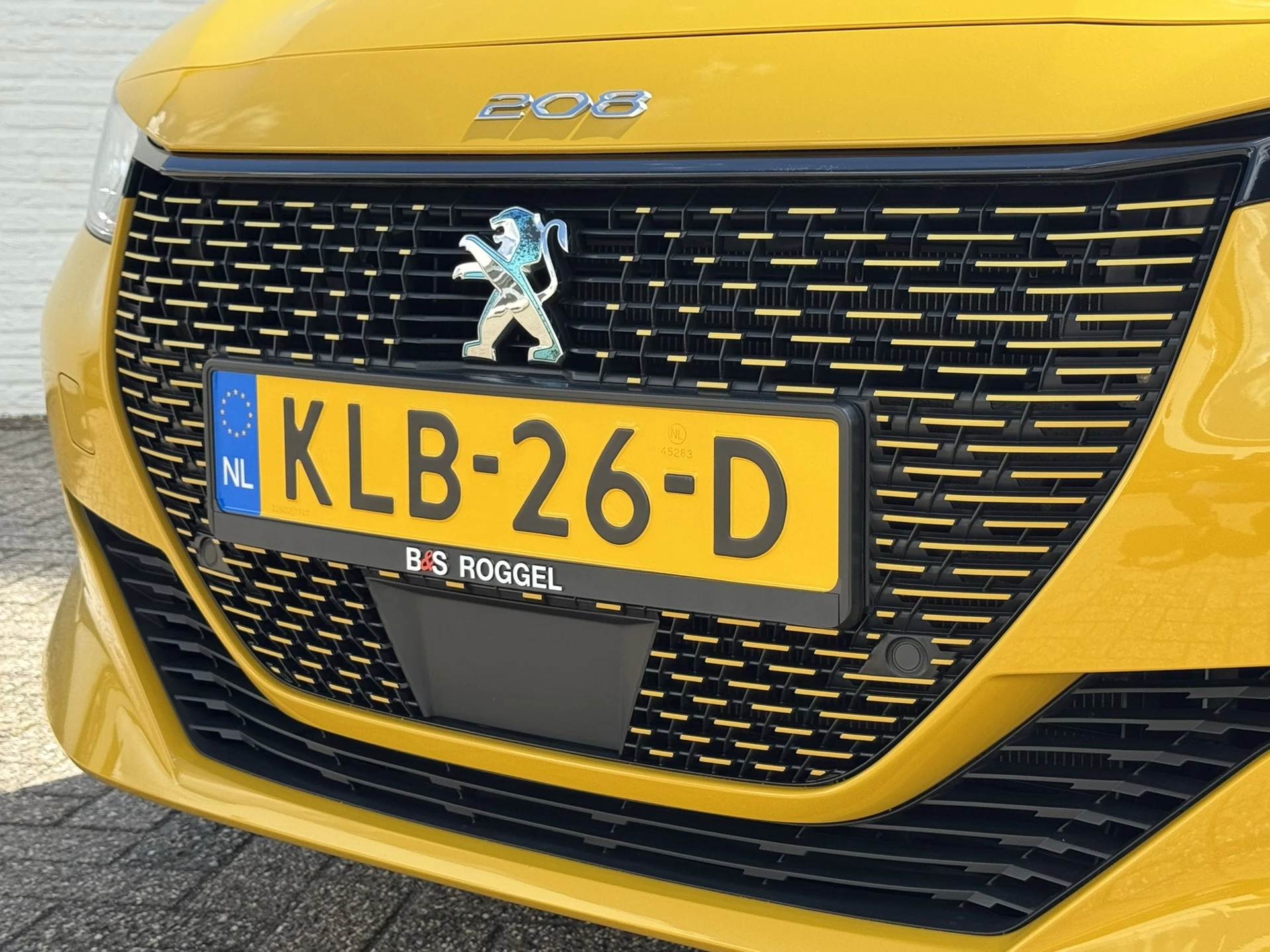 Hoofdafbeelding Peugeot e-208