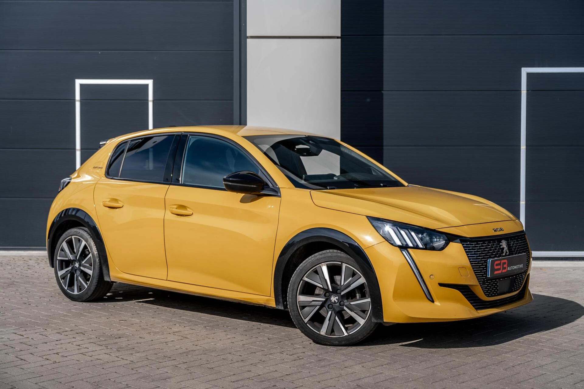 Hoofdafbeelding Peugeot 208