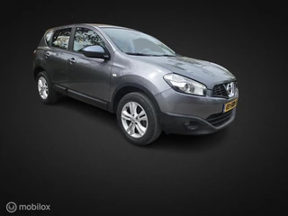 Luxe Nissan Qashqai 2.0  automaat met maar 38.000 km !!
