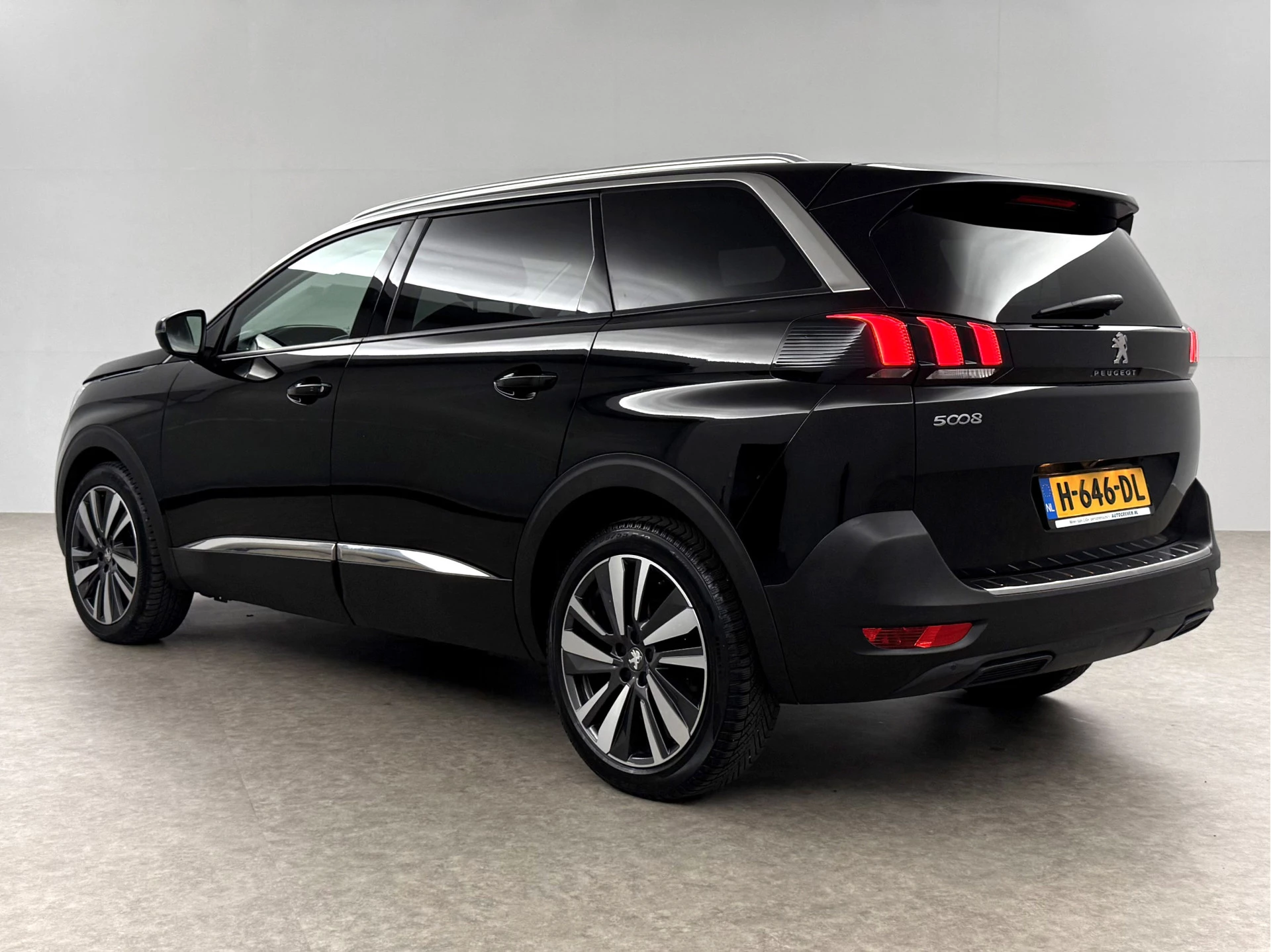 Hoofdafbeelding Peugeot 5008