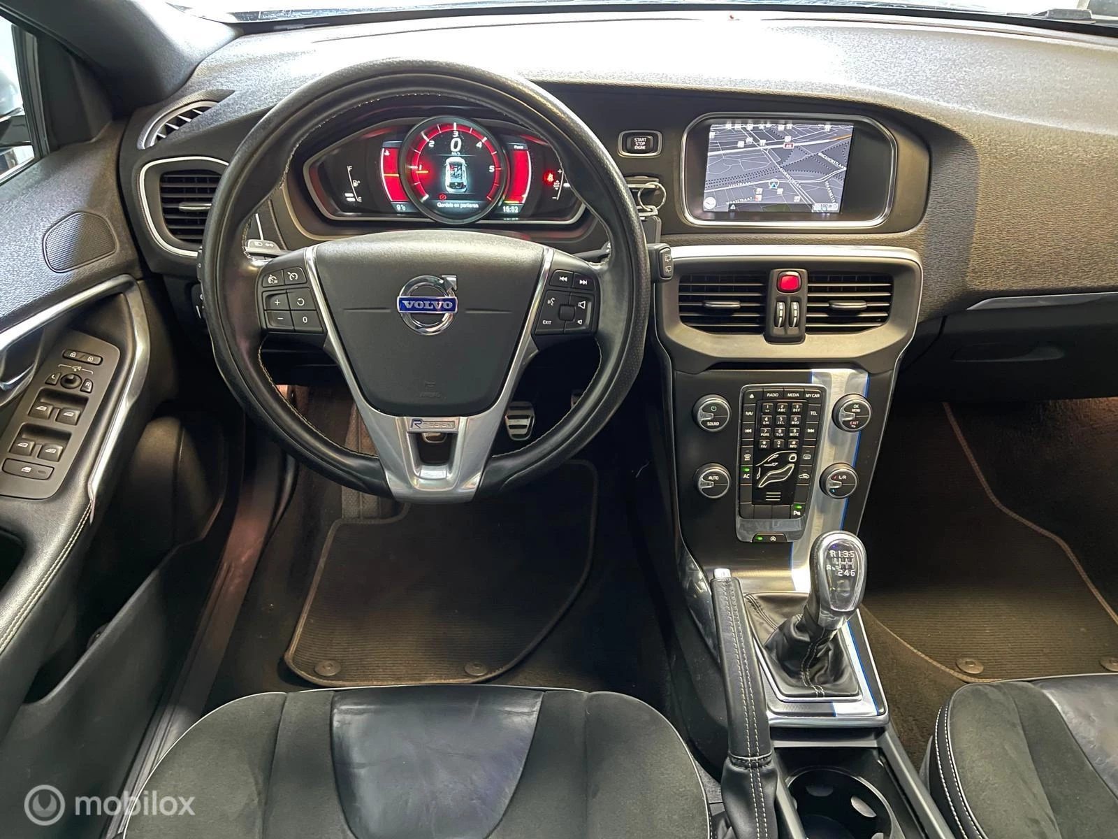 Hoofdafbeelding Volvo V40