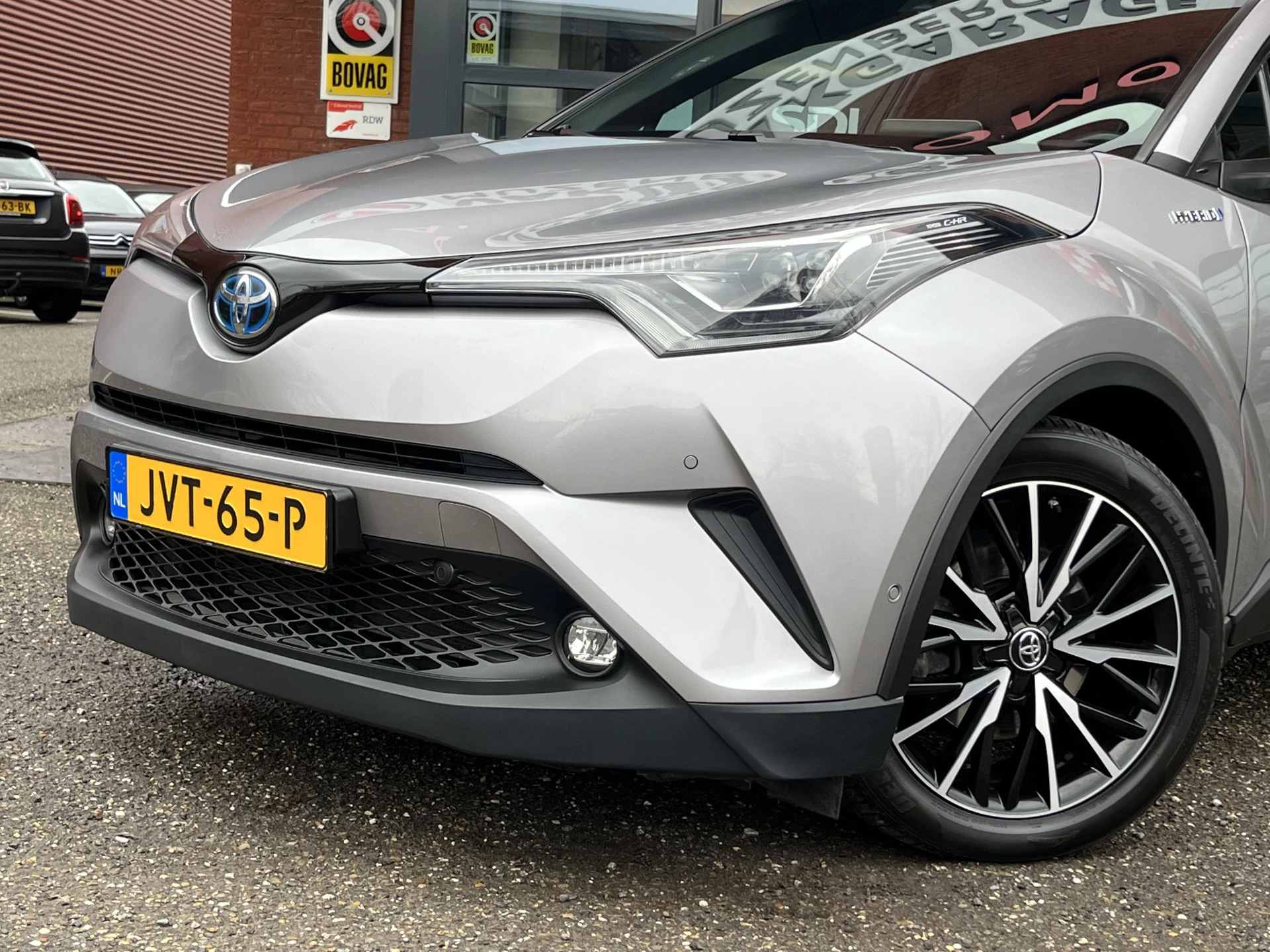 Hoofdafbeelding Toyota C-HR