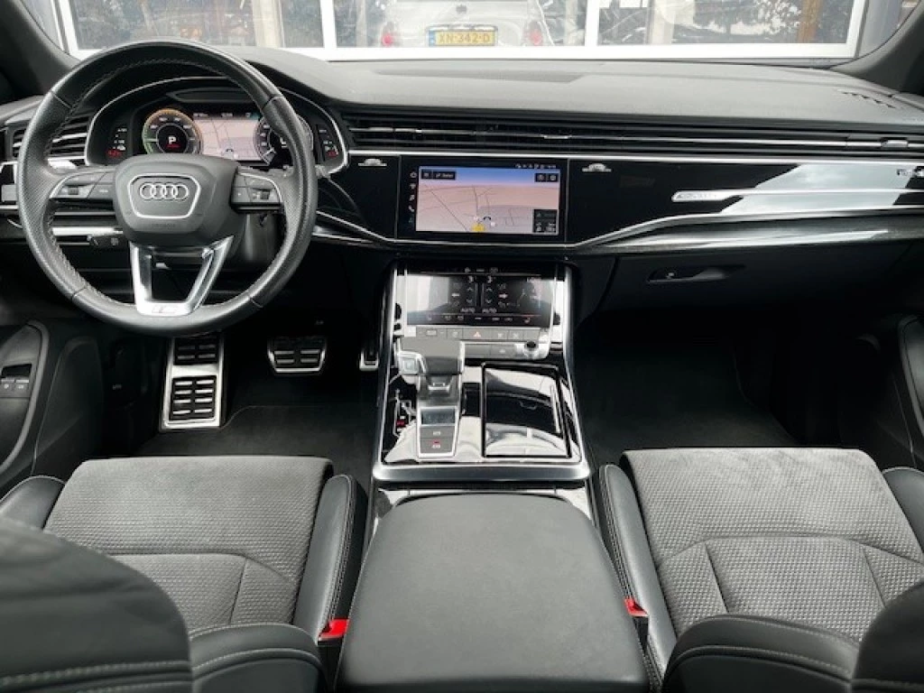 Hoofdafbeelding Audi Q8