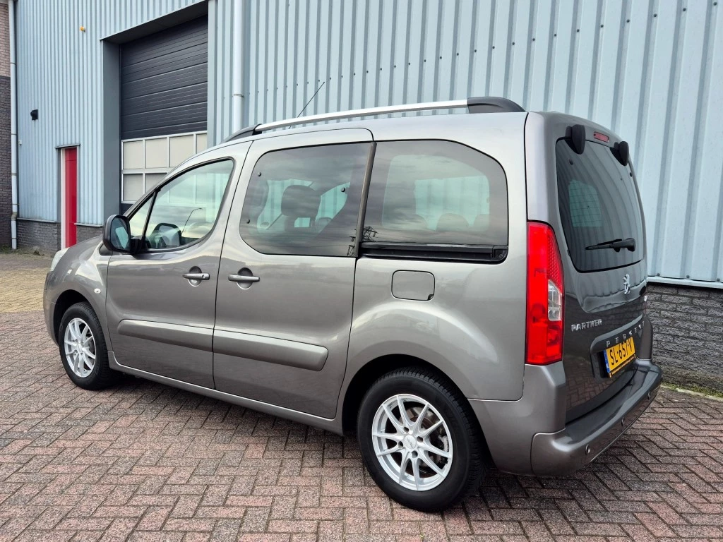 Hoofdafbeelding Peugeot Partner
