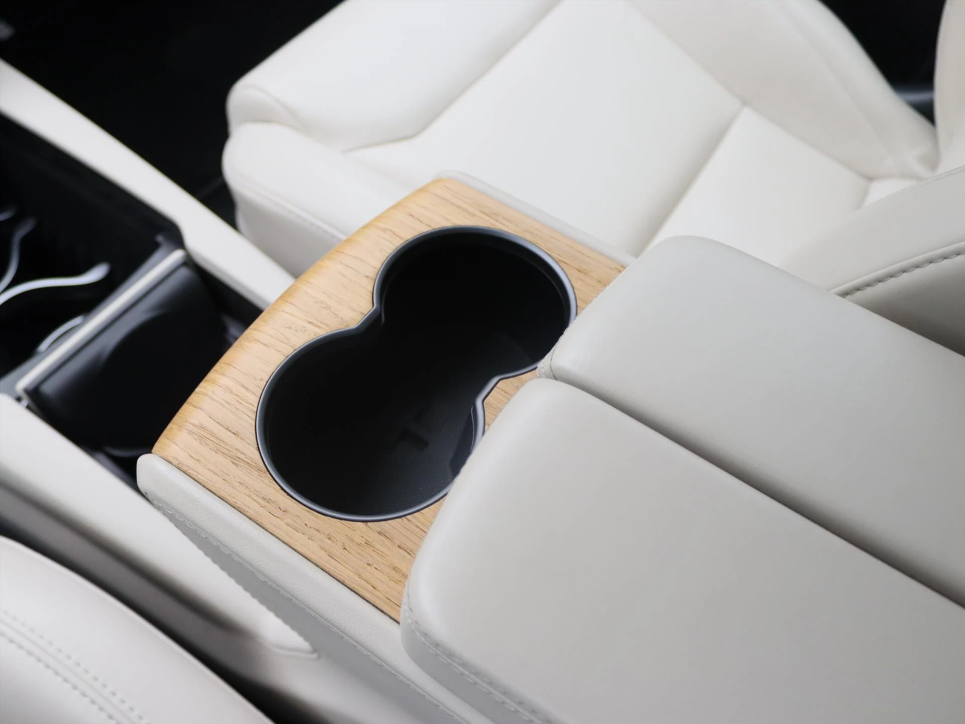 Hoofdafbeelding Tesla Model S