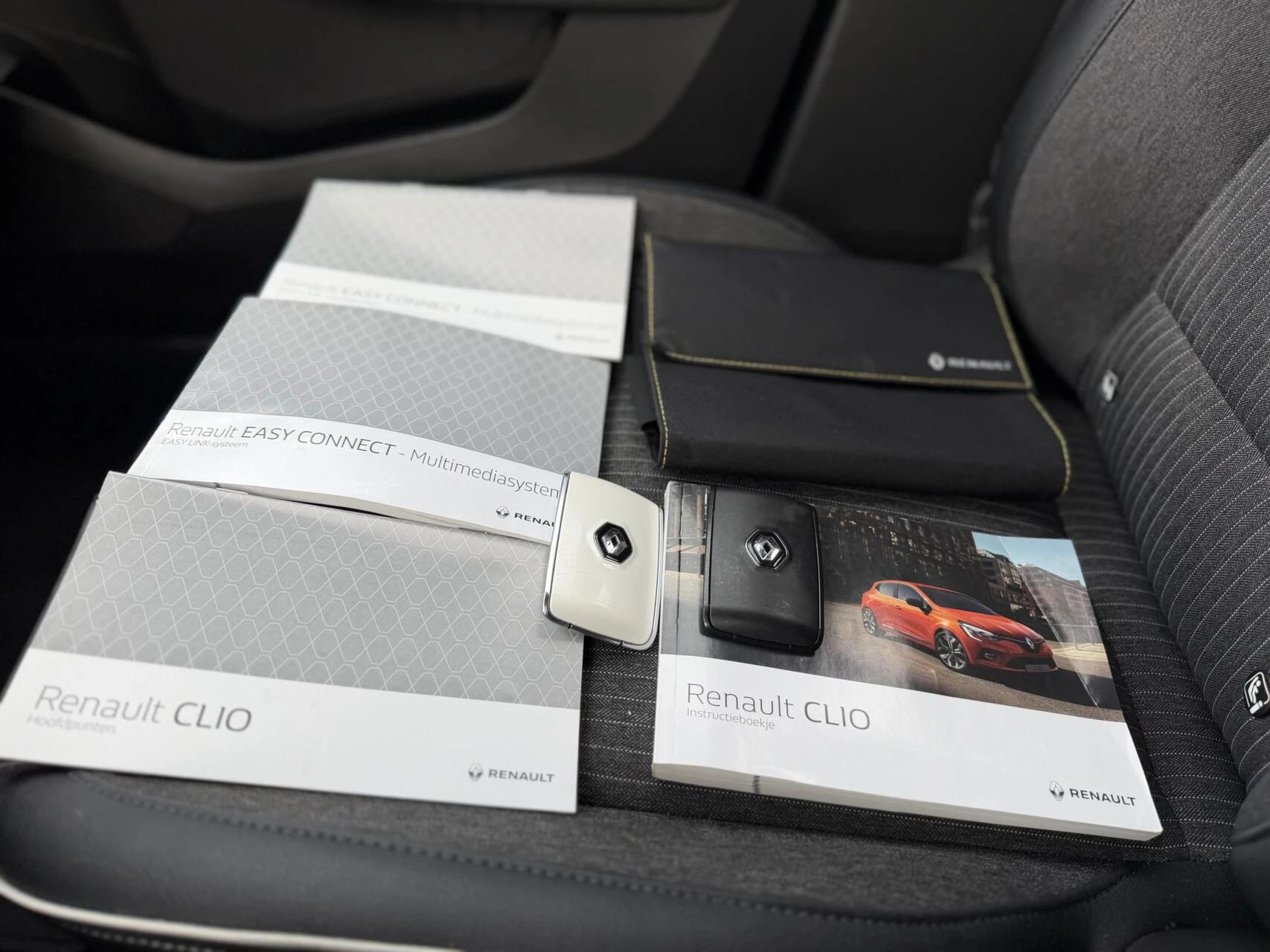 Hoofdafbeelding Renault Clio