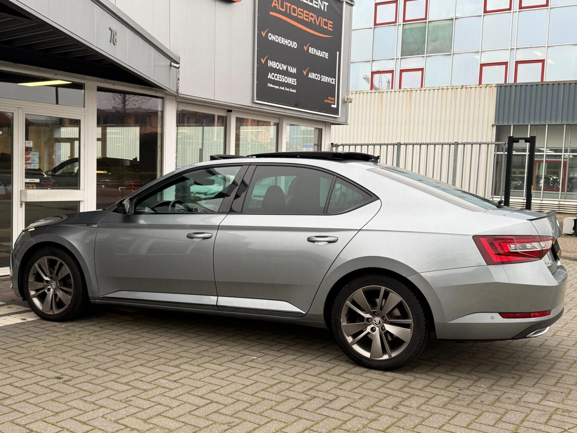 Hoofdafbeelding Škoda Superb