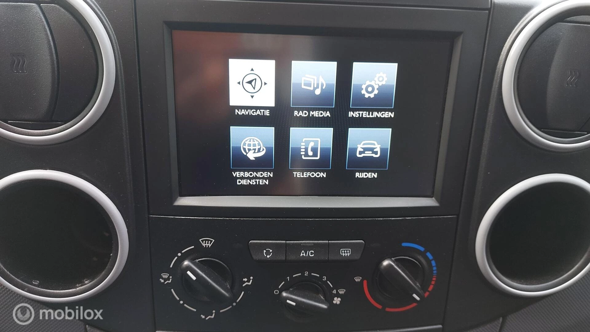 Hoofdafbeelding Peugeot Partner