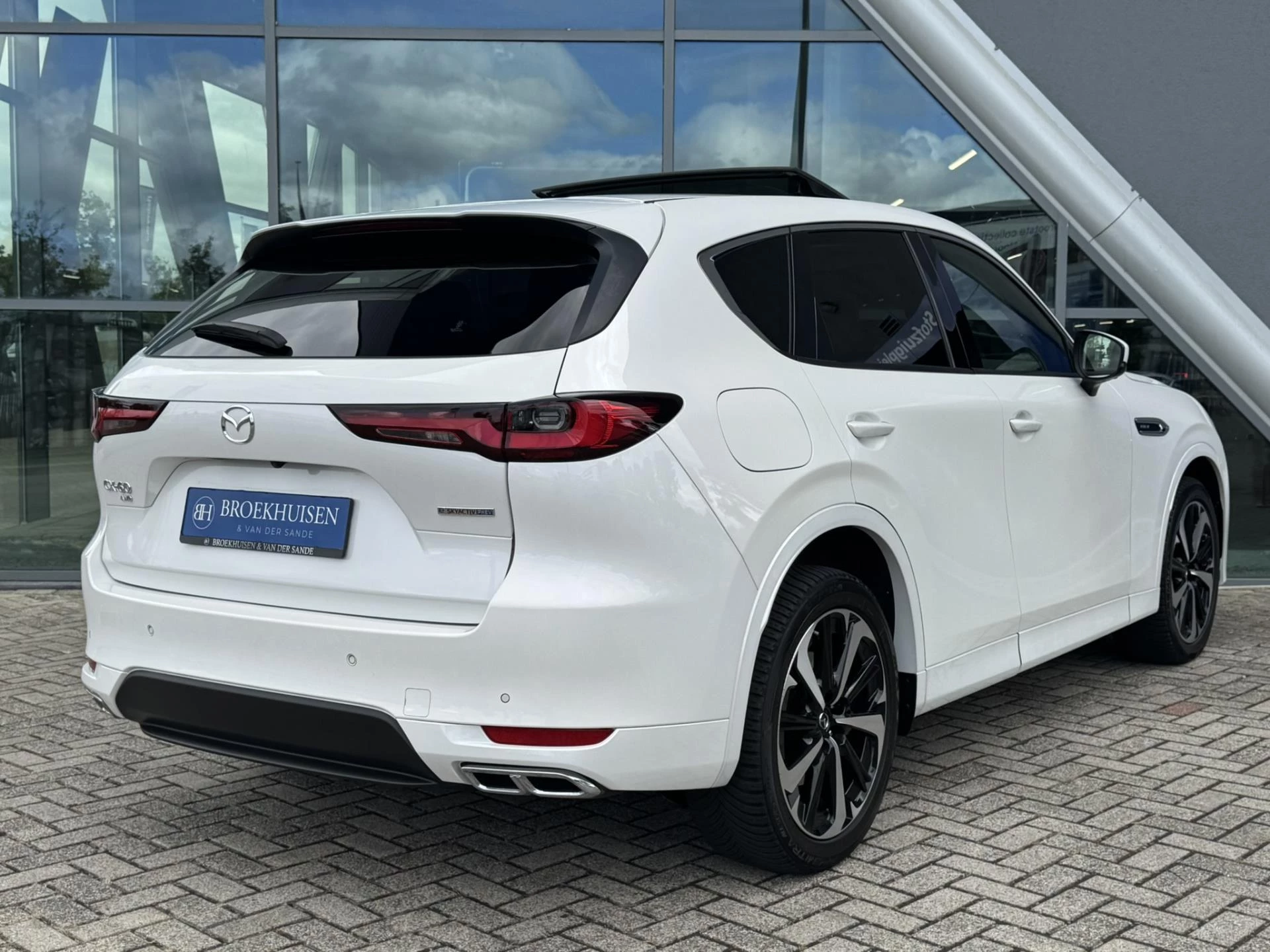 Hoofdafbeelding Mazda CX-60