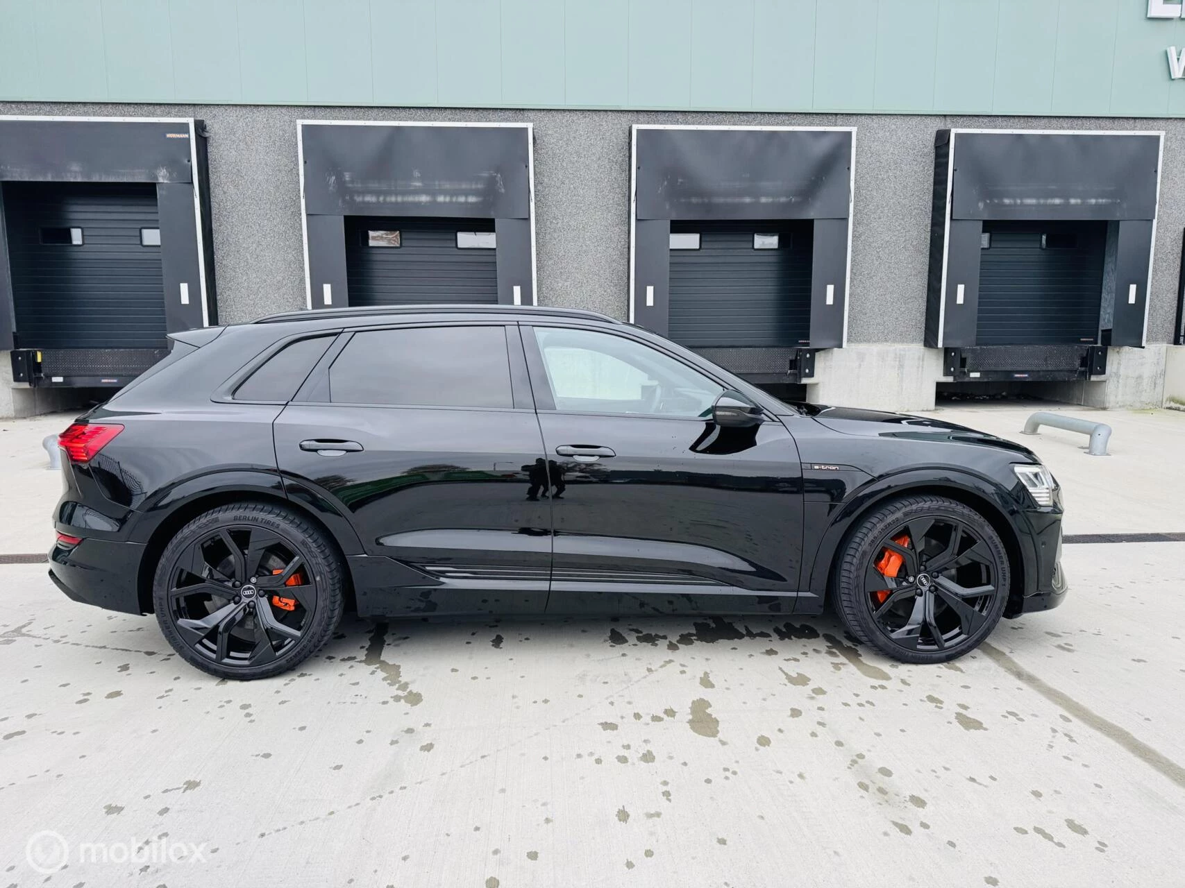 Hoofdafbeelding Audi e-tron