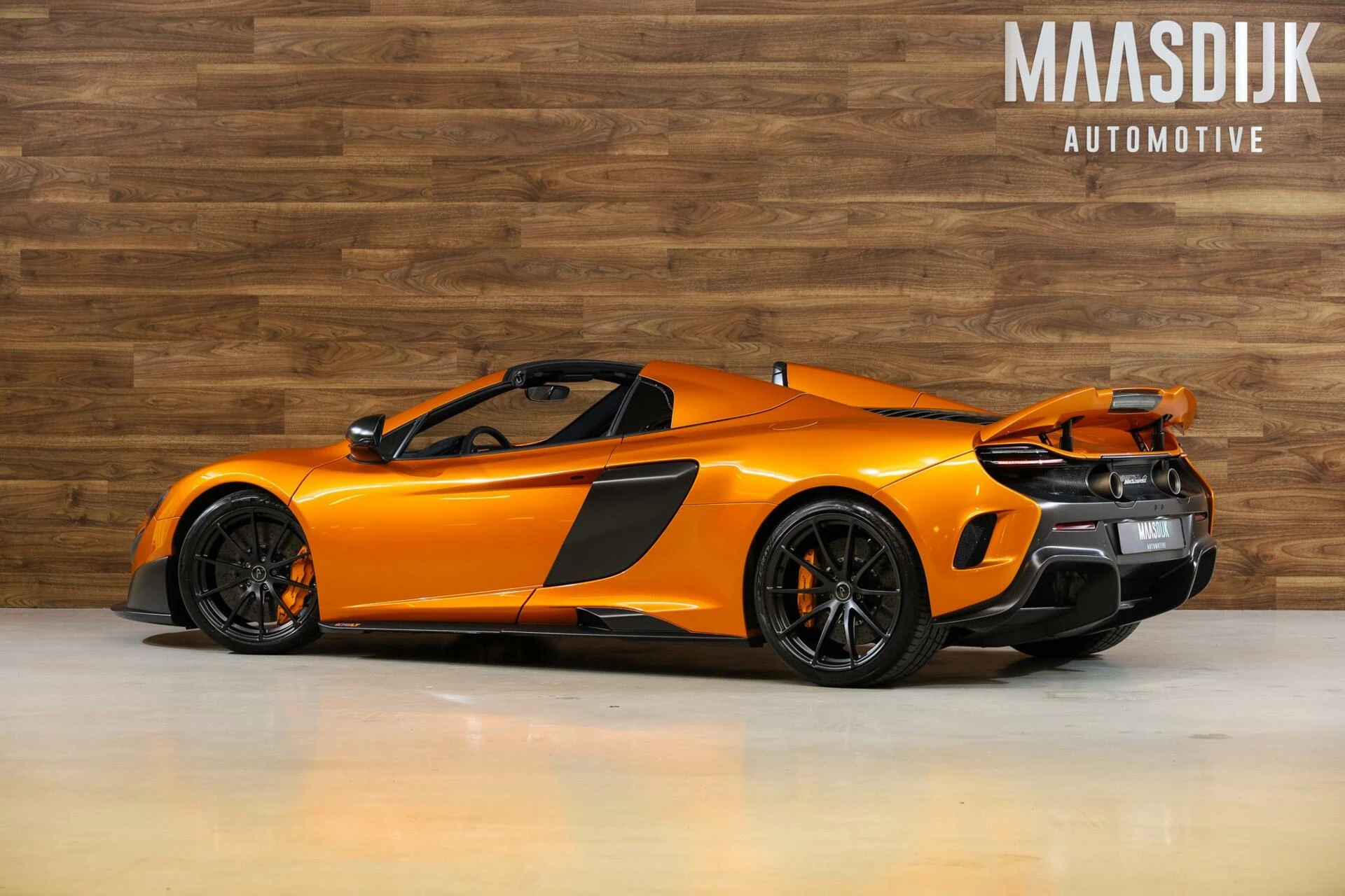 Hoofdafbeelding McLaren 675LT