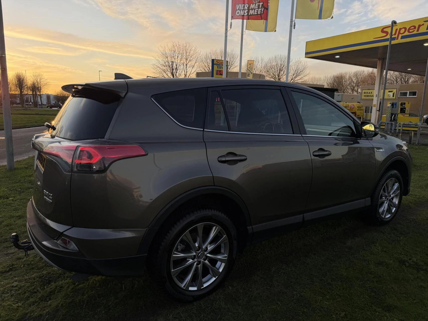 Hoofdafbeelding Toyota RAV4